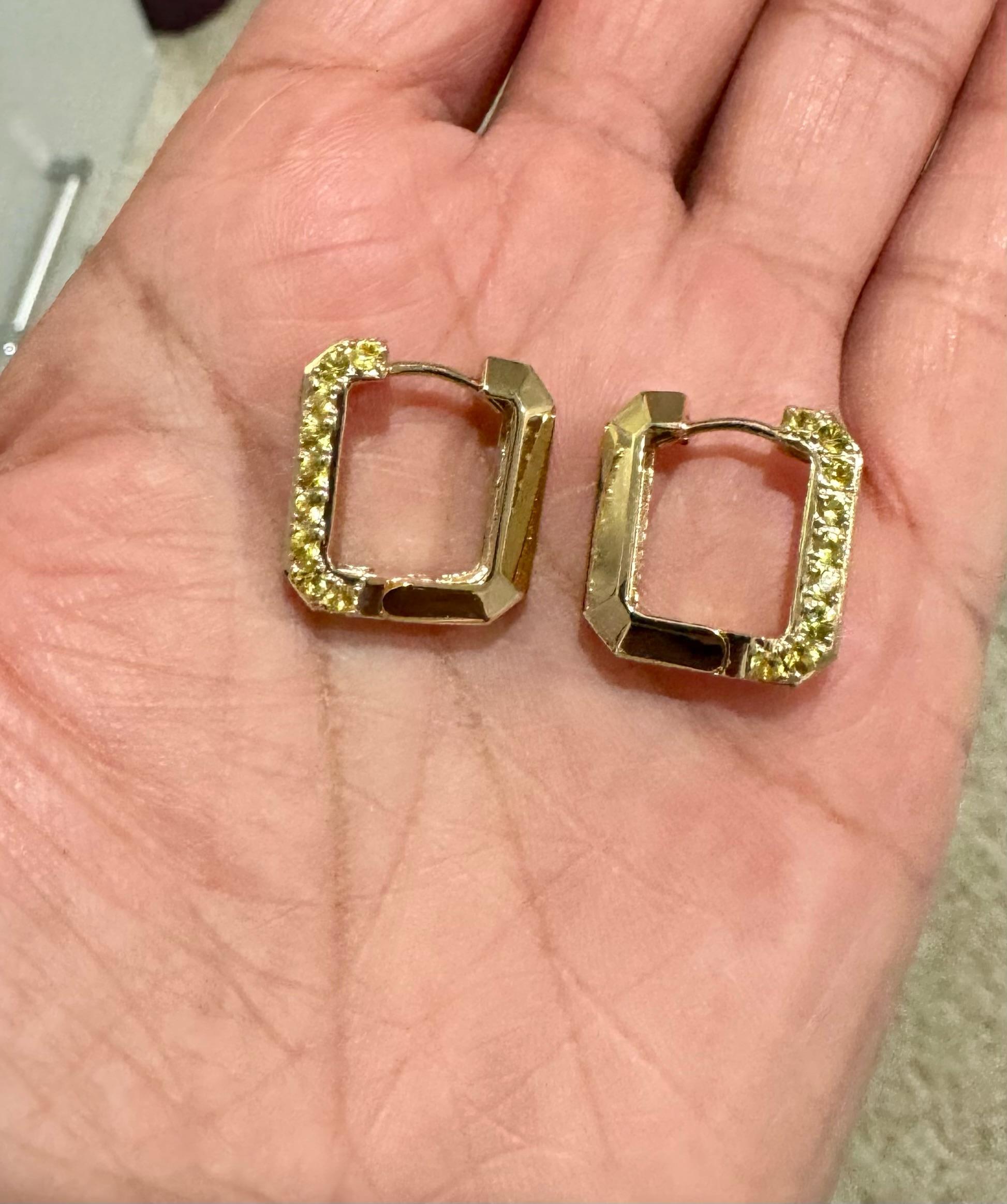 Women's or Men's 1.16 Carat Diamond Yellow Sapphire Gold Hoop Earrings For Sale