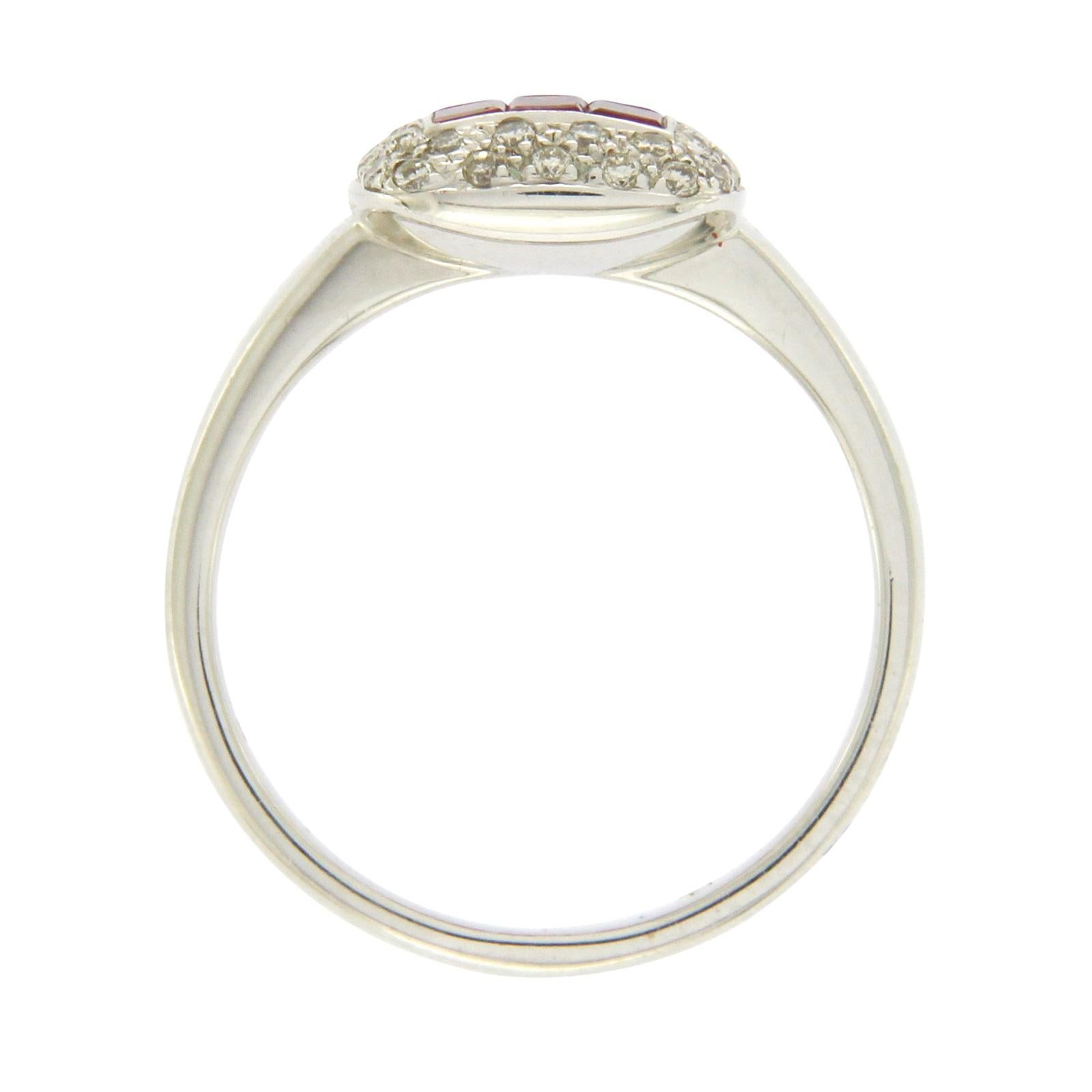 1.16 Carat Invisible Set Ruby and 0.32 Carat Diamonds in 18 Karat Gold Ring For Sale 1