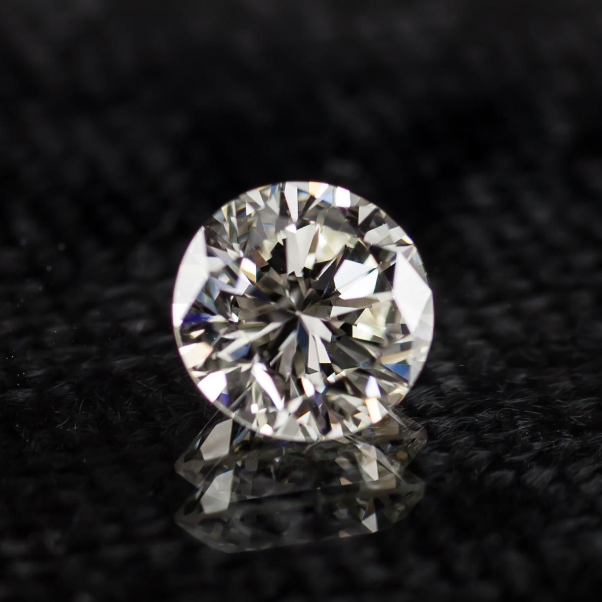 Diamant rond taille brillant de 1,16 carat certifié GIA K/VS1 en vente 1