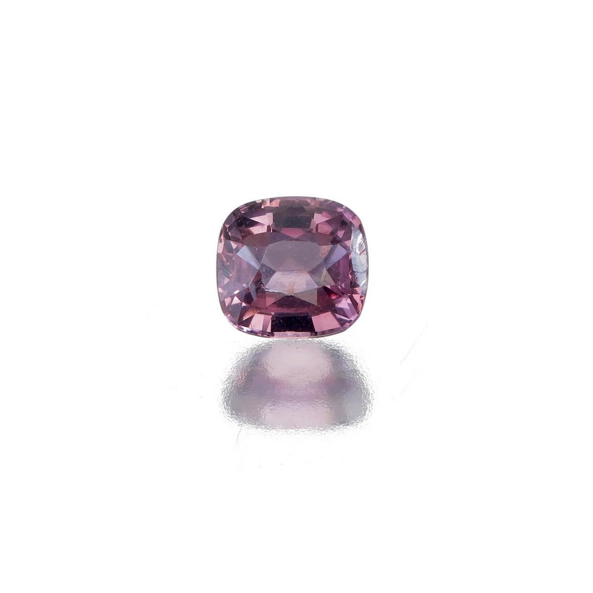 Women's 1.16 Carat Natural Pink Spinel from Burma No Heat For Sale