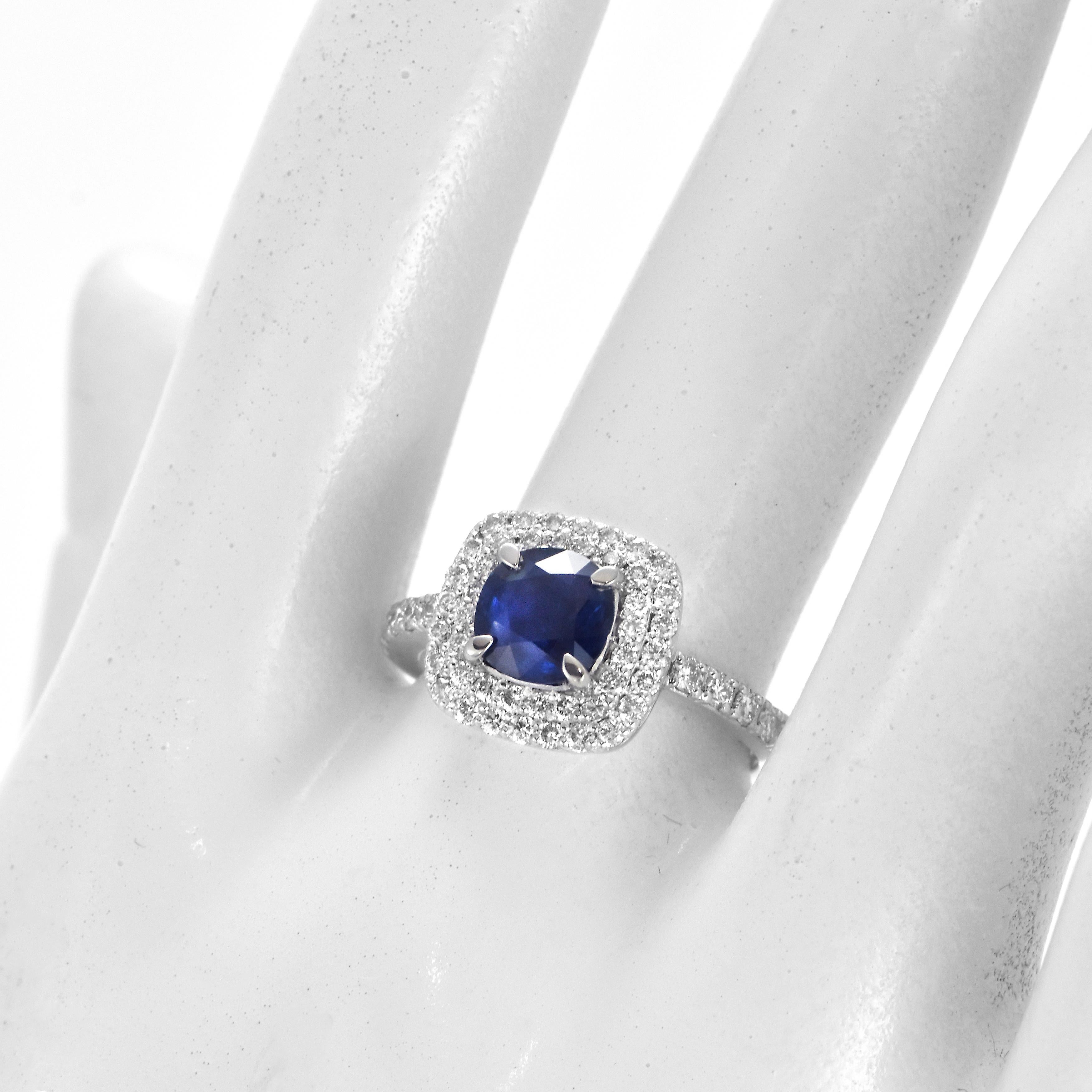 Women's 1.16 Carat Natural Royal Blue, No Heat Sapphire & Diamond Ring Made in Platinum For Sale