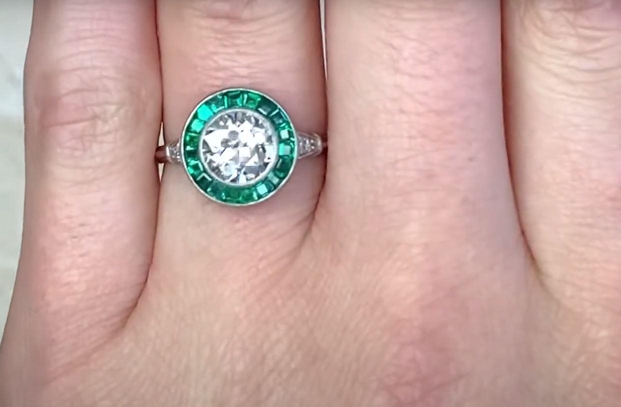 1,16 Karat Diamant-Verlobungsring mit altem Euroschliff, Smaragd-Halo, Platin (Smaragdschliff)