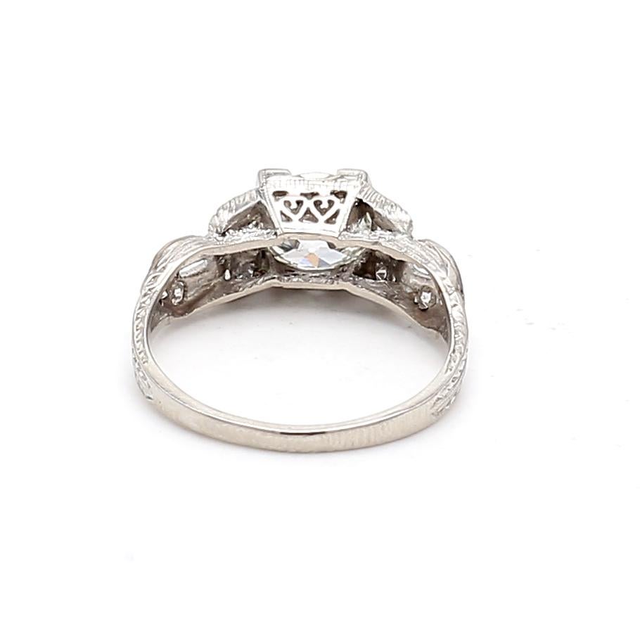 1.16 Carat Old European Cut H VS2-VVS2 Diamond Platinum Art Deco Ring For Sale 2