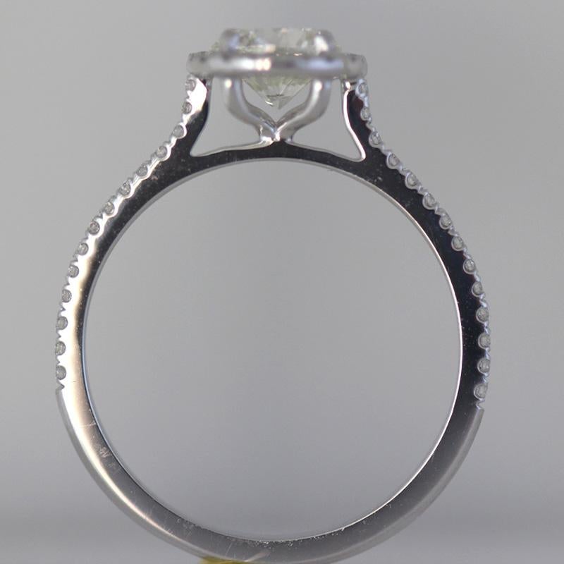 1,16 Karat runder Diamant-Halo-Verlobungsring in 14 Karat W - Ben Dannie (Rundschliff) im Angebot
