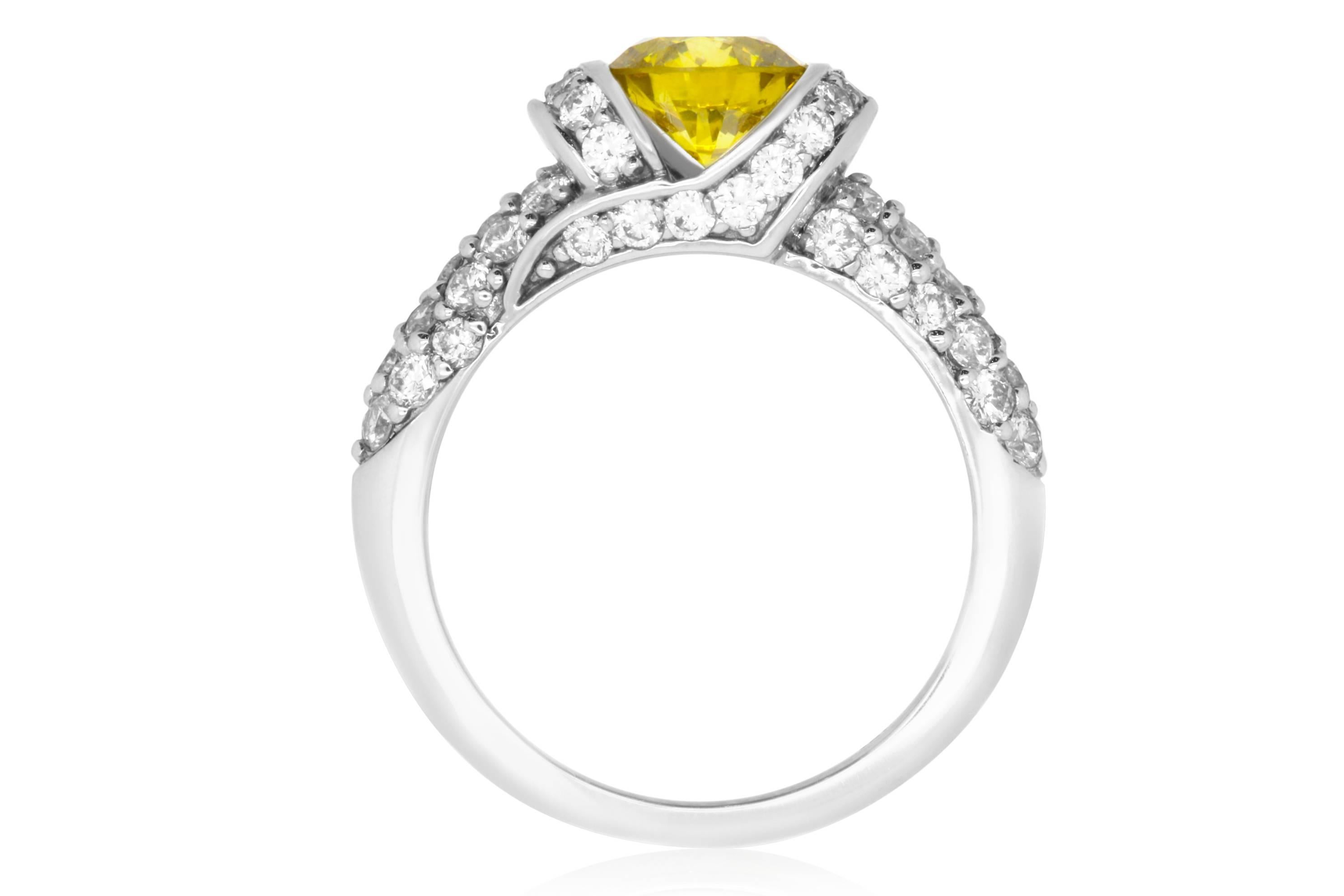Contemporary 1.16 Carat Round Yellow Diamond and 1.32 Carat White Diamond Ring