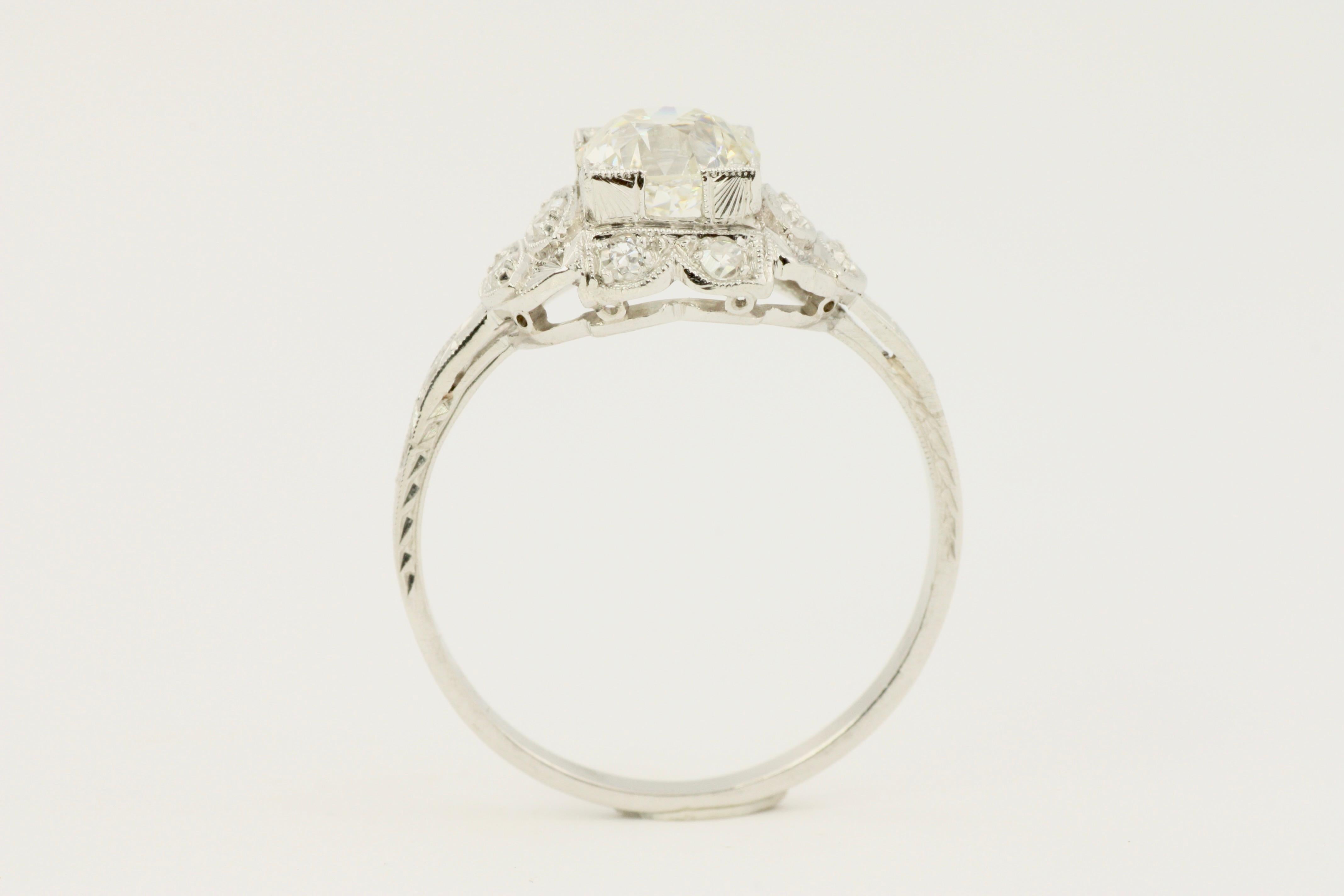 Anillo de Compromiso de Platino Art Decó Vintage con Diamante Europeo Antiguo de 1,16 Quilates Totales en venta 4