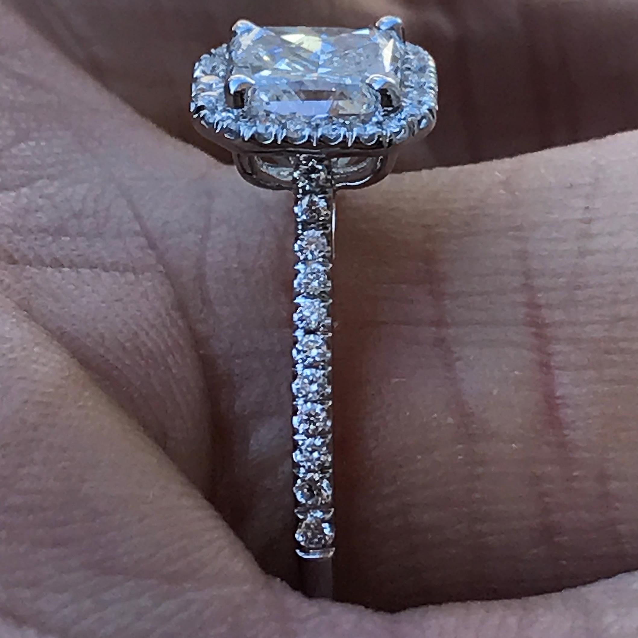 1,16 Karat TW strahlender Diamant Halo Verlobungsring H SI1 GIA, Ben Dannie (Radiantschliff) im Angebot