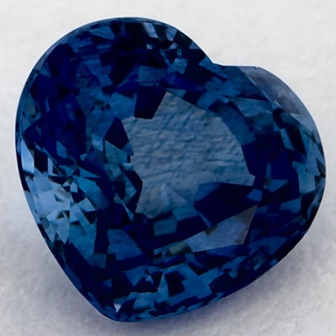 Una piedra de nacimiento de septiembre muy preciosa con un encantador color azul. Se cree que traen buena suerte y fortuna a la vida.

Explora la vibrante colección de esmeraldas, rubíes y zafiros de nuestra tienda, disponibles como gemas sueltas y