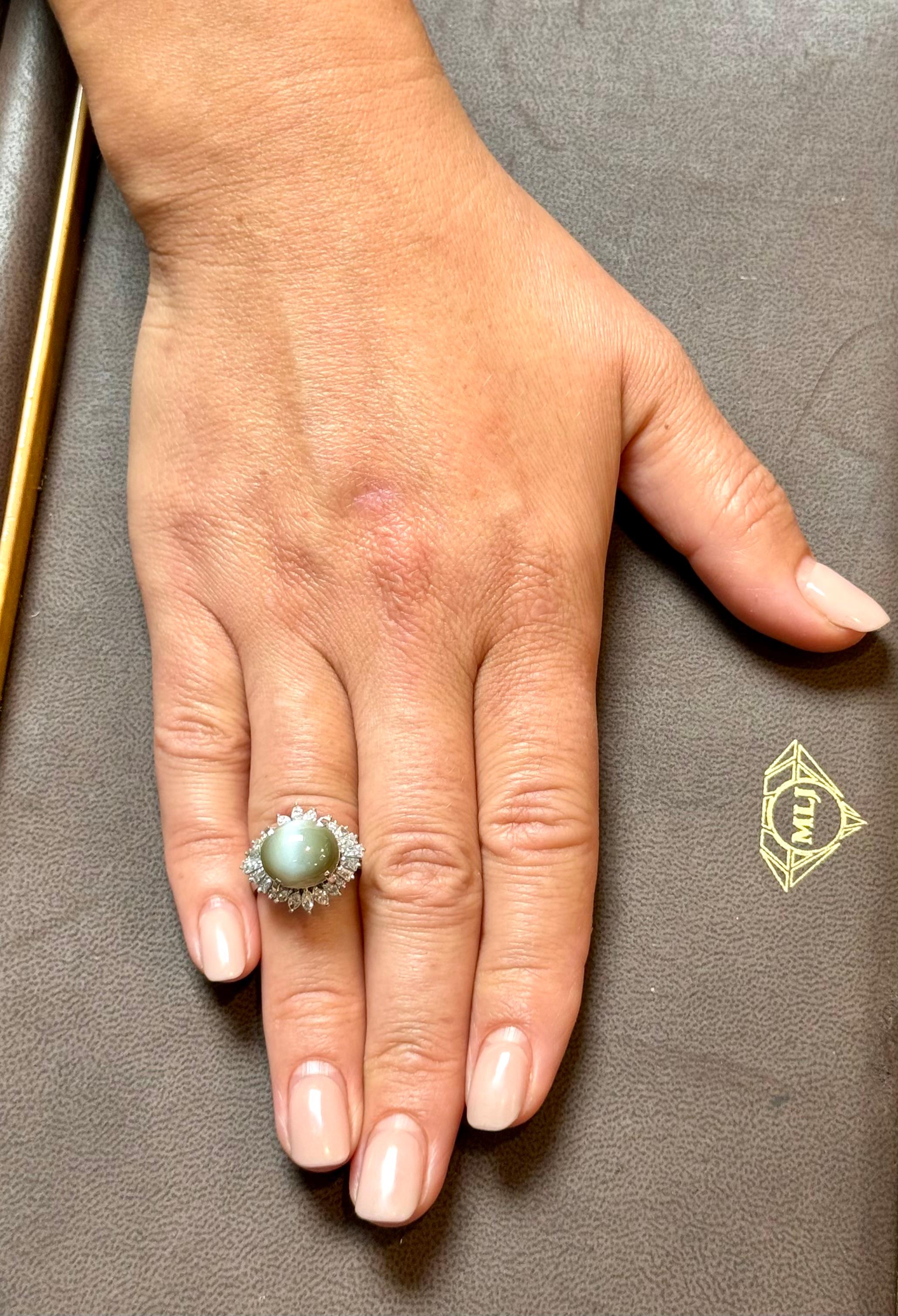 11.6 Ct Chrysoberyl Cats Eye Unisex Ring With Marquise  Diamond Set in platinum For Sale 10