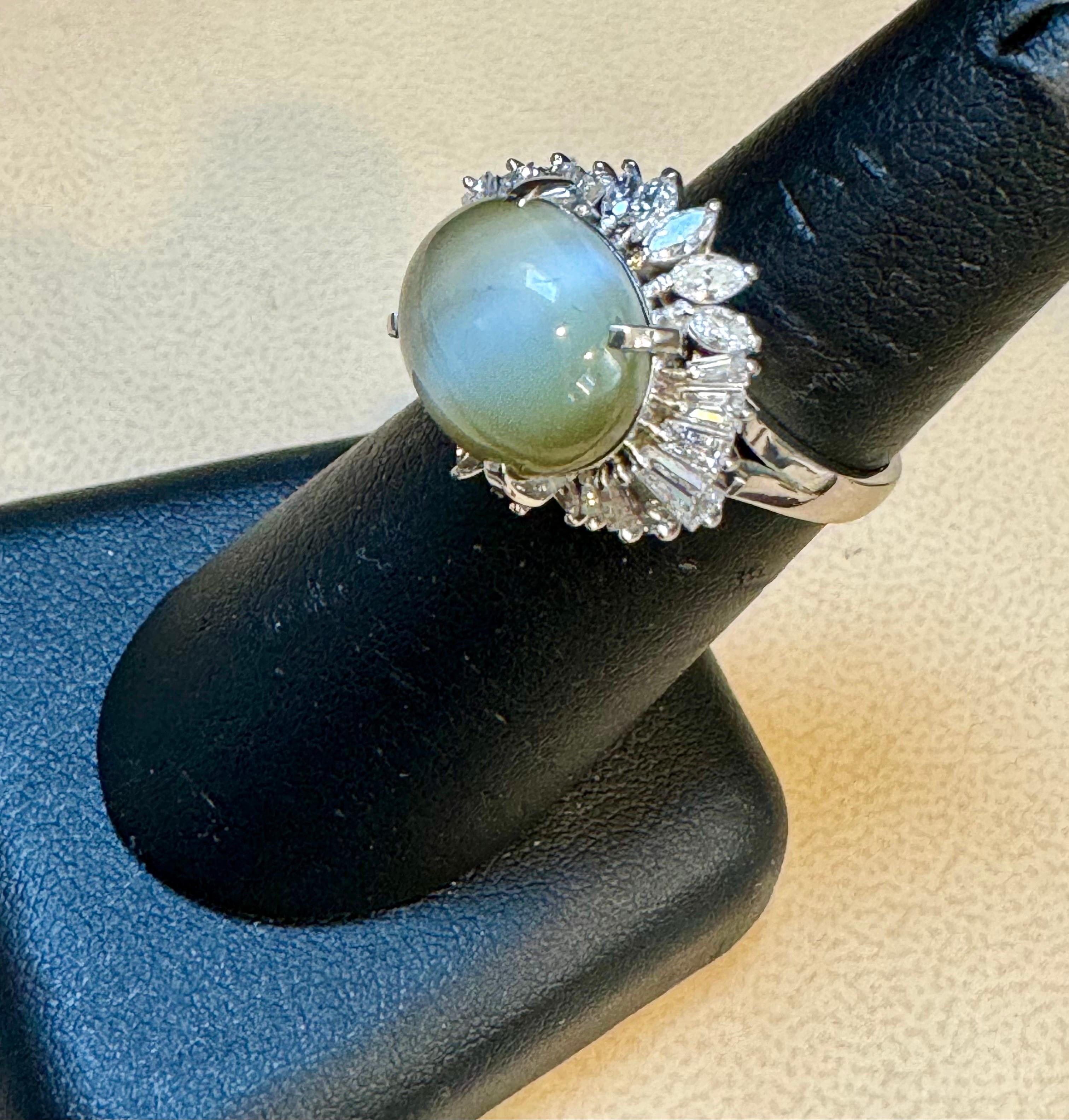 Marquise Cut 11.6 Ct Chrysoberyl Cats Eye Unisex Ring With Marquise  Diamond Set in platinum For Sale