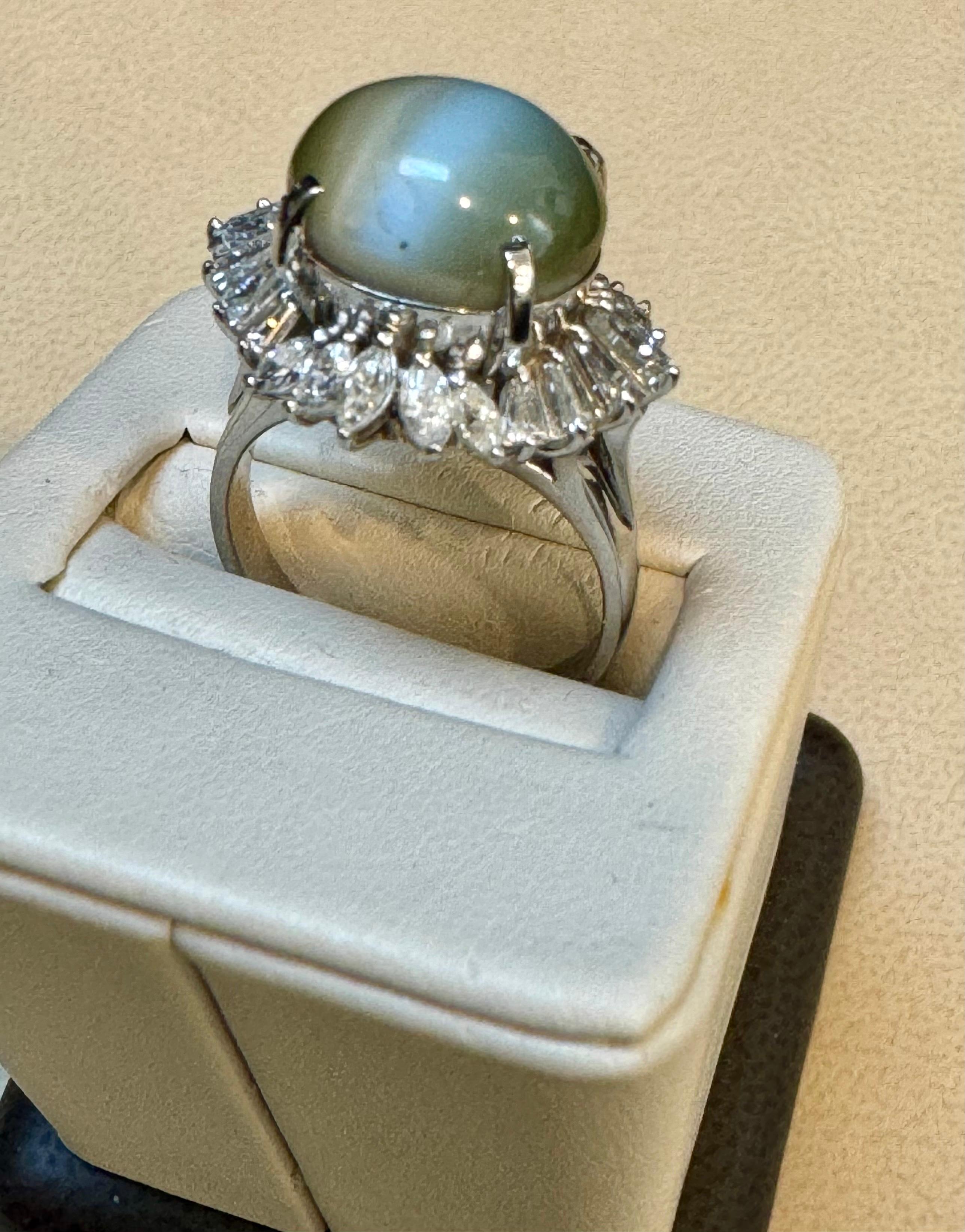 11.6 Ct Chrysoberyl Cats Eye Unisex Ring With Marquise  Diamond Set in platinum For Sale 3