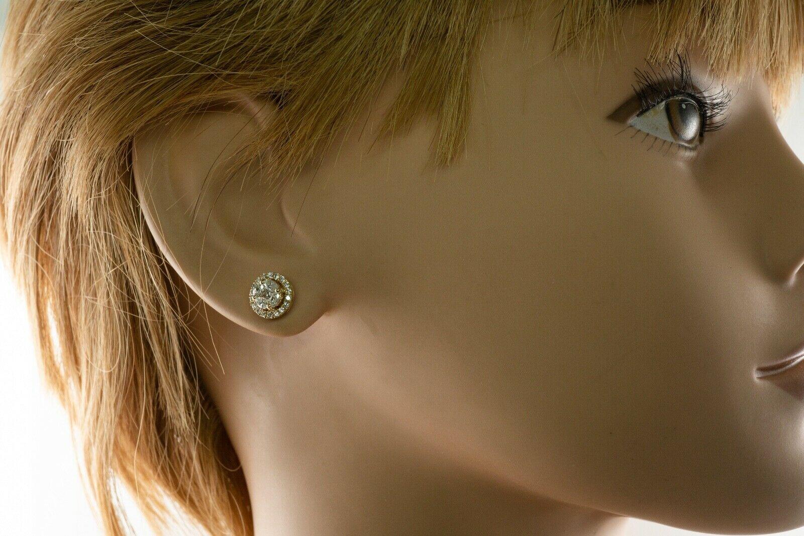 Women's 1.16 ctw Round Diamond Earrings 14K Gold Cluster Studs For Sale