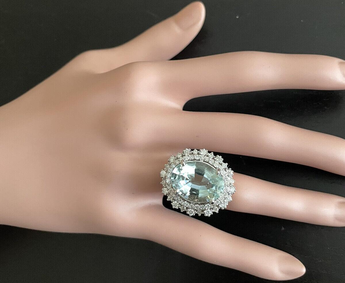 11.10 Carats Exquisite Natural Aquamarine and Diamond 14K Solid White Gold Ring For Sale 1