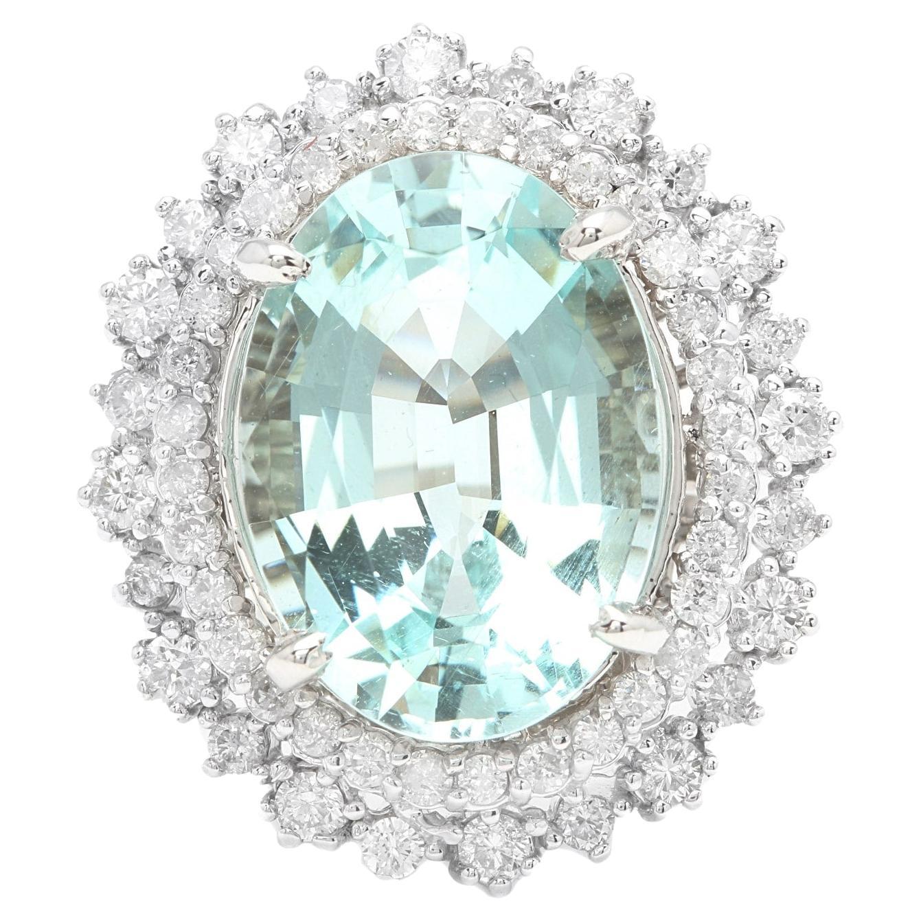 11.10 Carats Exquisite Natural Aquamarine and Diamond 14K Solid White Gold Ring For Sale