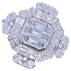 Broche baguette en or blanc 18 carats avec diamants de 11,63 carats G-VS
