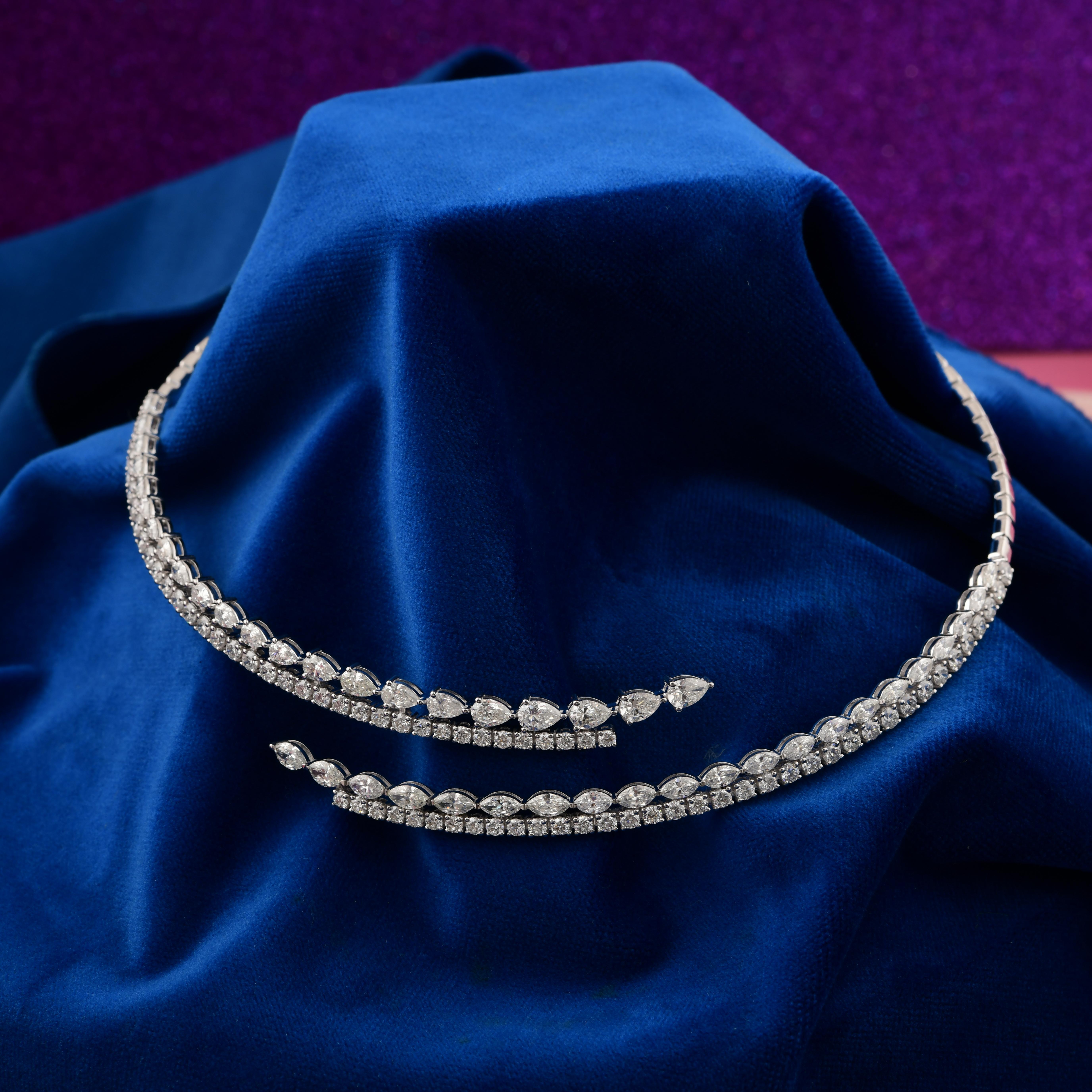 Moderno 11,63 Carati SI Chiarezza HI Colore Collana a girocollo con diamanti in oro bianco 14 carati in vendita