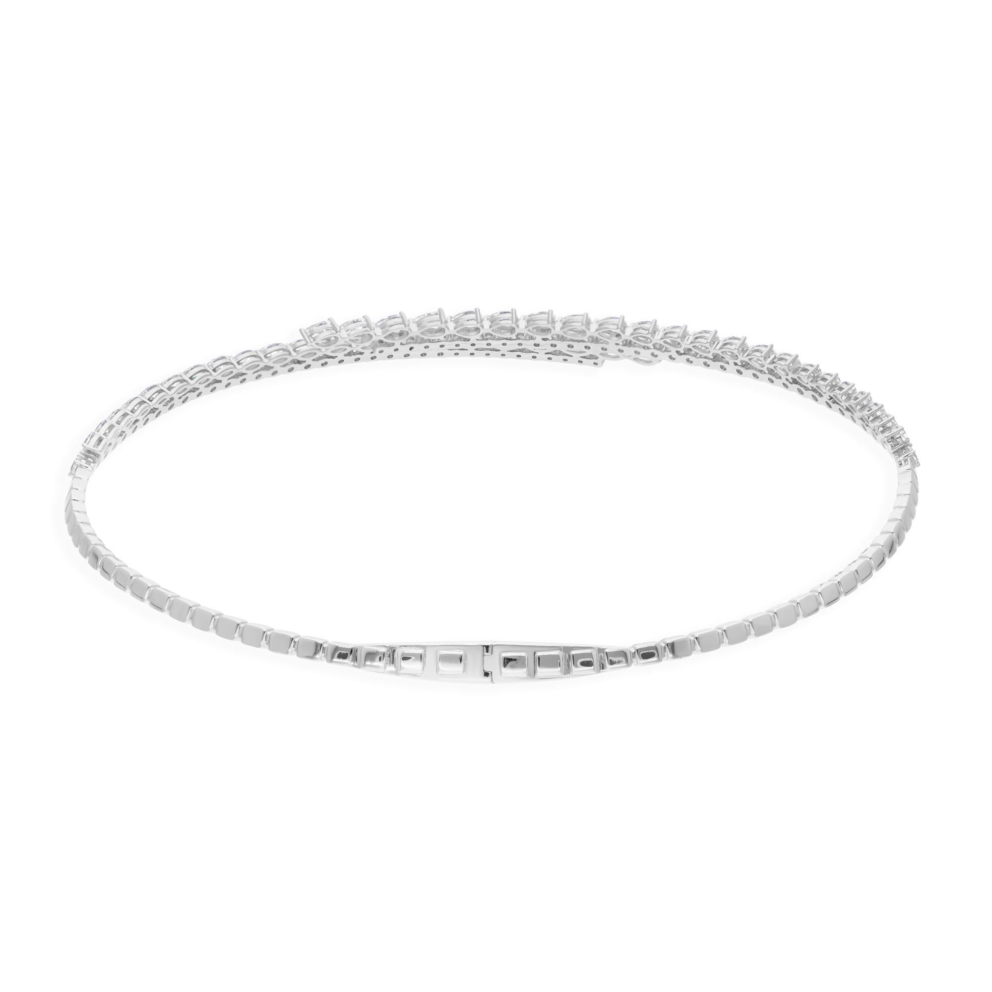 Donna 11,63 Carati SI Chiarezza HI Colore Collana a girocollo con diamanti in oro bianco 14 carati in vendita