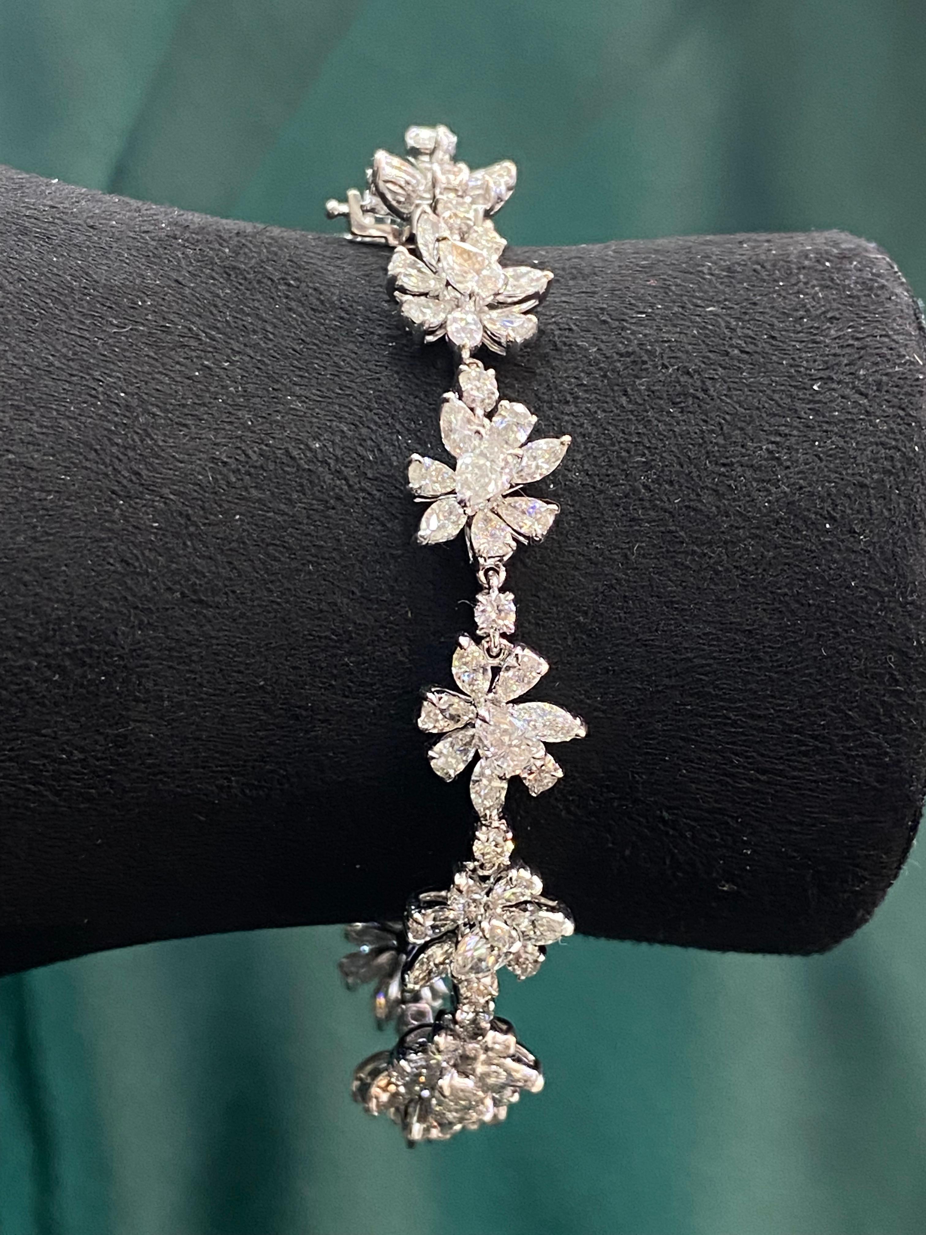 Pear Cut 11.63 Cts F/VS1 Pear Marquise Round Cut Diamonds Tennis Bracelet 14K White Gold For Sale