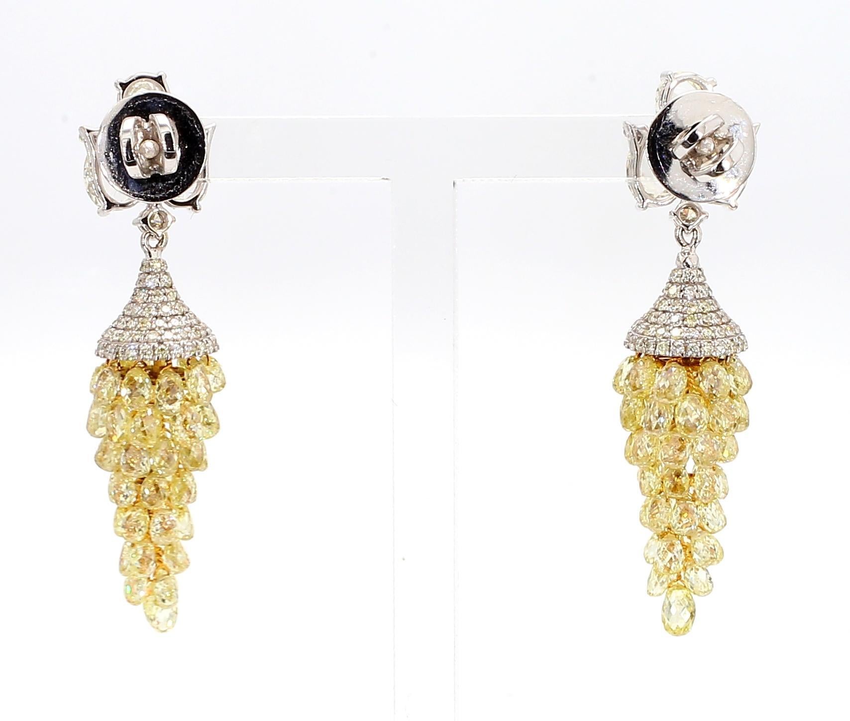 Taille briolette Boucles d'oreilles en or 18K avec diamants briolettes de 11,65 carats en vente