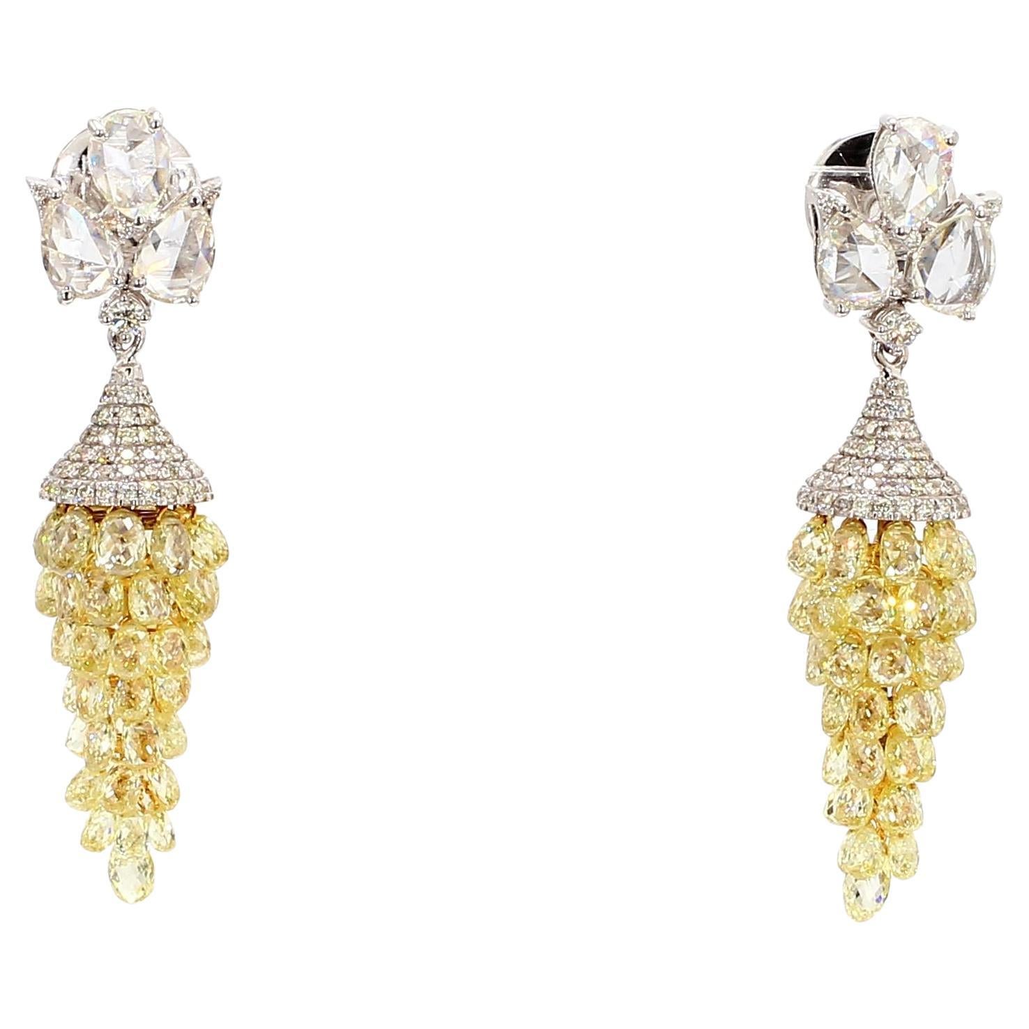 Boucles d'oreilles en or 18K avec diamants briolettes de 11,65 carats en vente