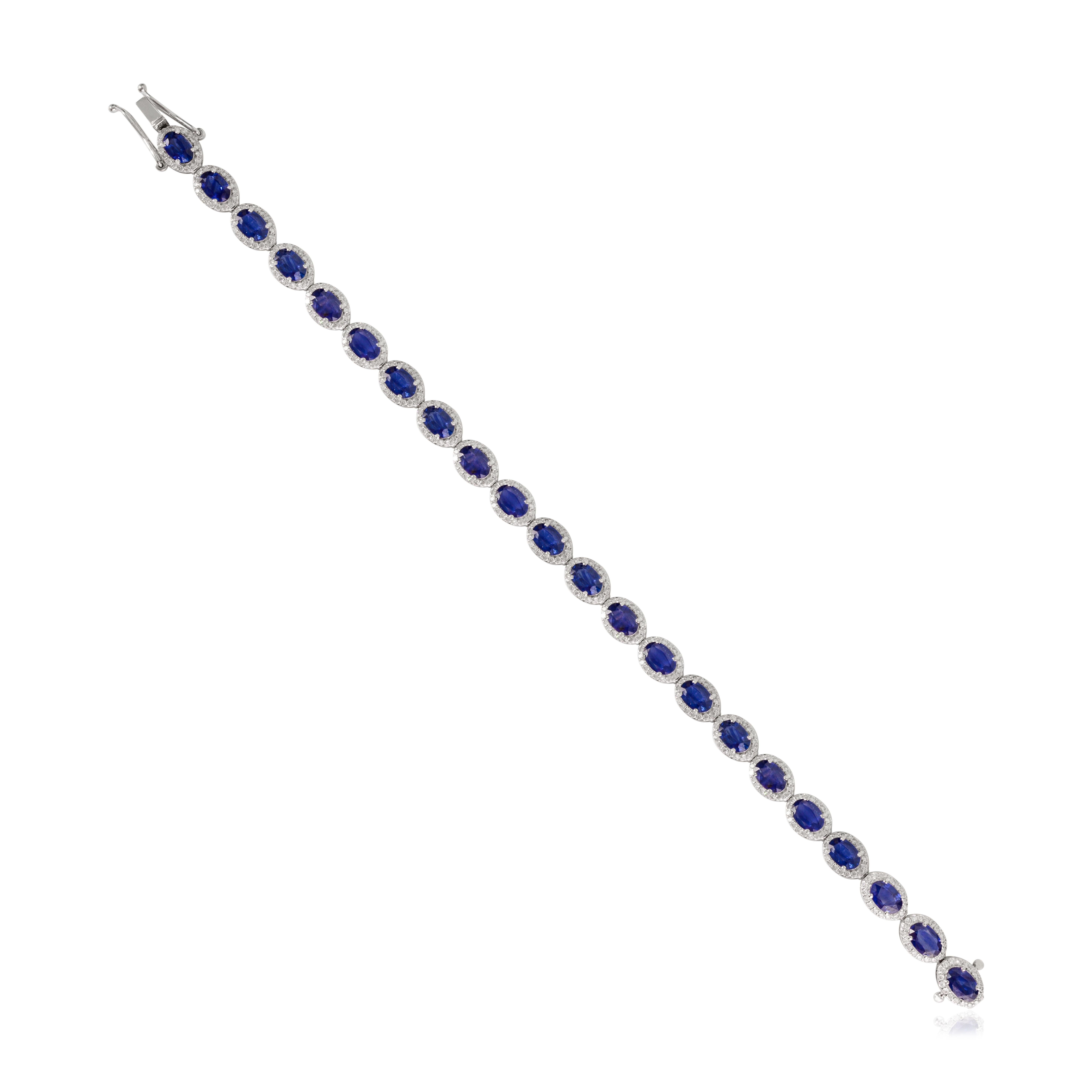 Bracciale tennis con zaffiro blu naturale e diamante aureolato da 11,65 carati, oro bianco 18 carati in vendita 1