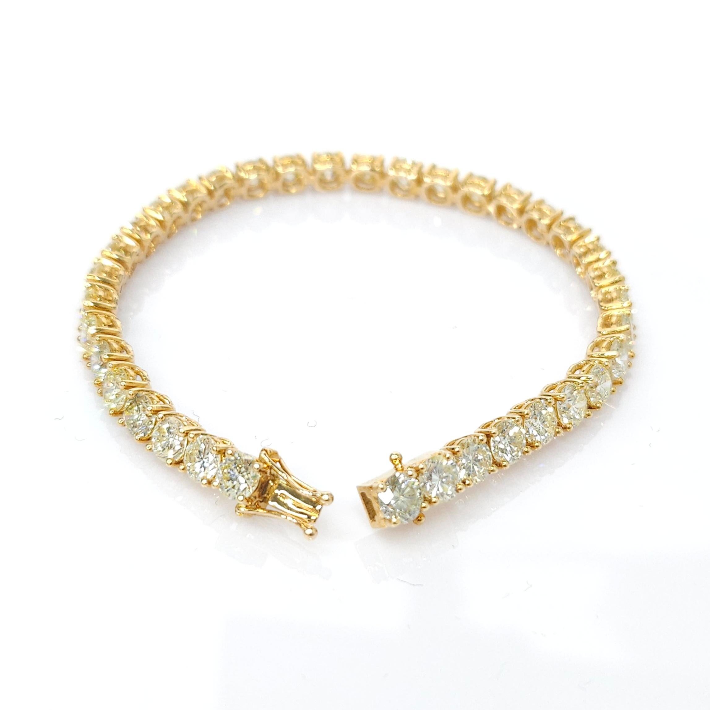 Taille ronde Bracelet tennis en or jaune 18 carats avec diamants ronds de 11,65 carats en vente