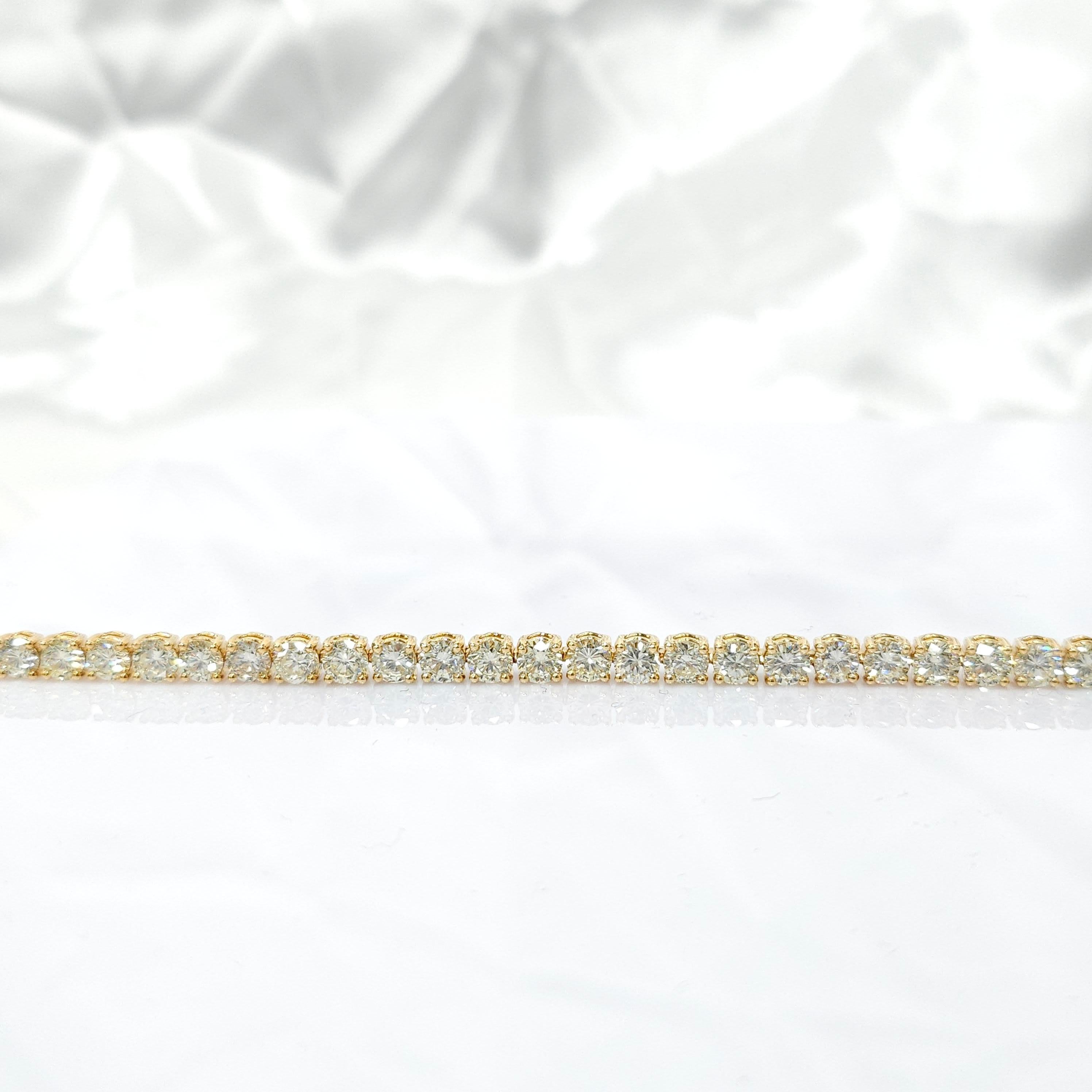 11.65 Carat Round Diamond Tennis Bracelet in 18K Yellow Gold For Sale 1