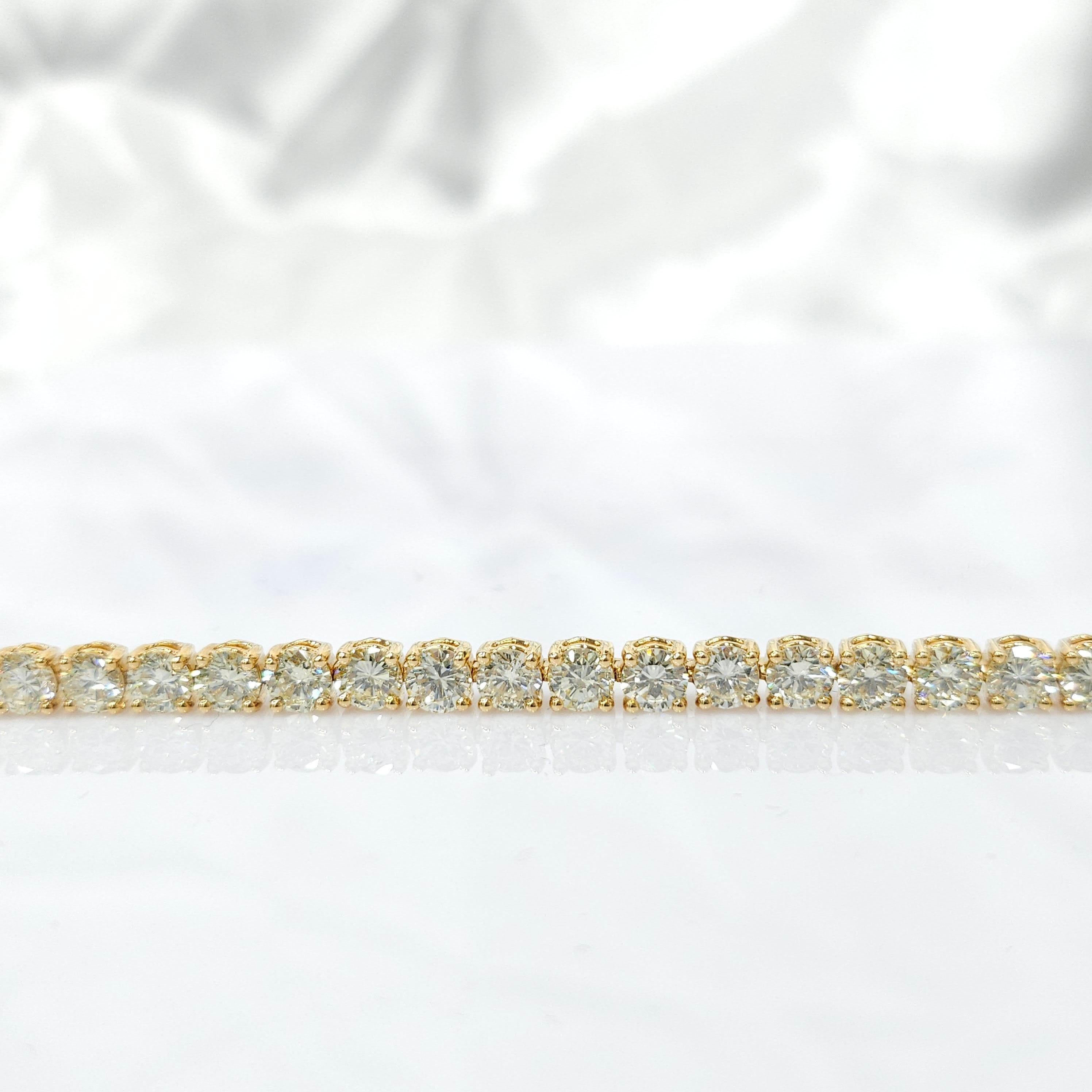11.65 Carat Round Diamond Tennis Bracelet in 18K Yellow Gold For Sale 2