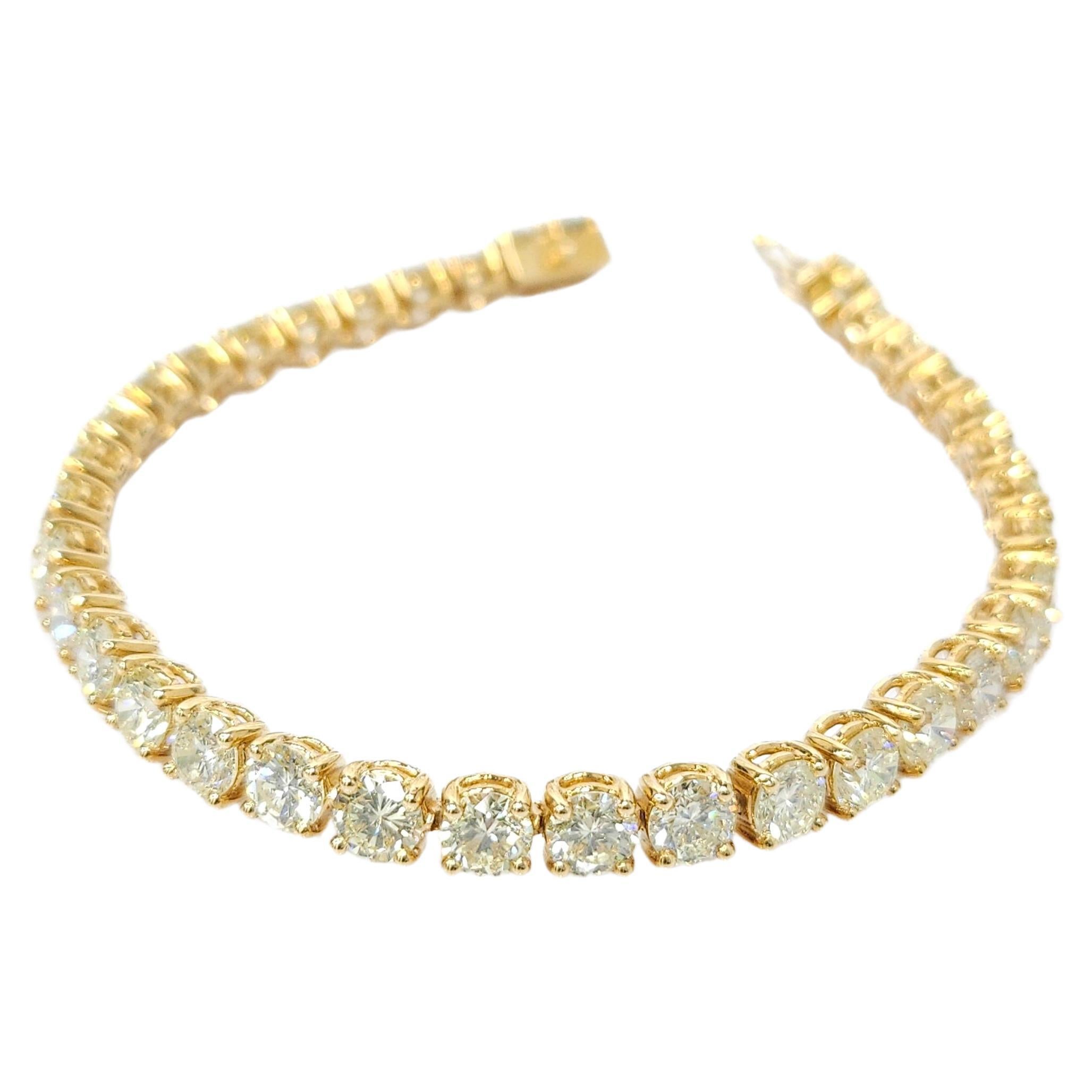 11.65 Carat Round Diamond Tennis Bracelet in 18K Yellow Gold For Sale