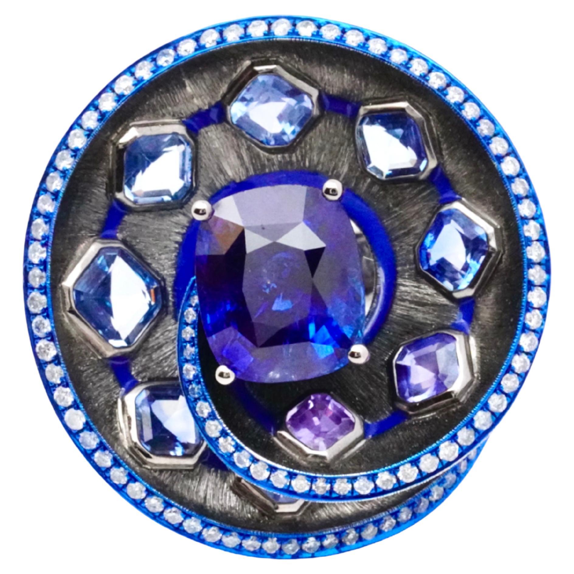 Anillo en espiral de zafiro azul y diamantes de 11,65 quilates, oro blanco de 18 quilates, Austy Lee