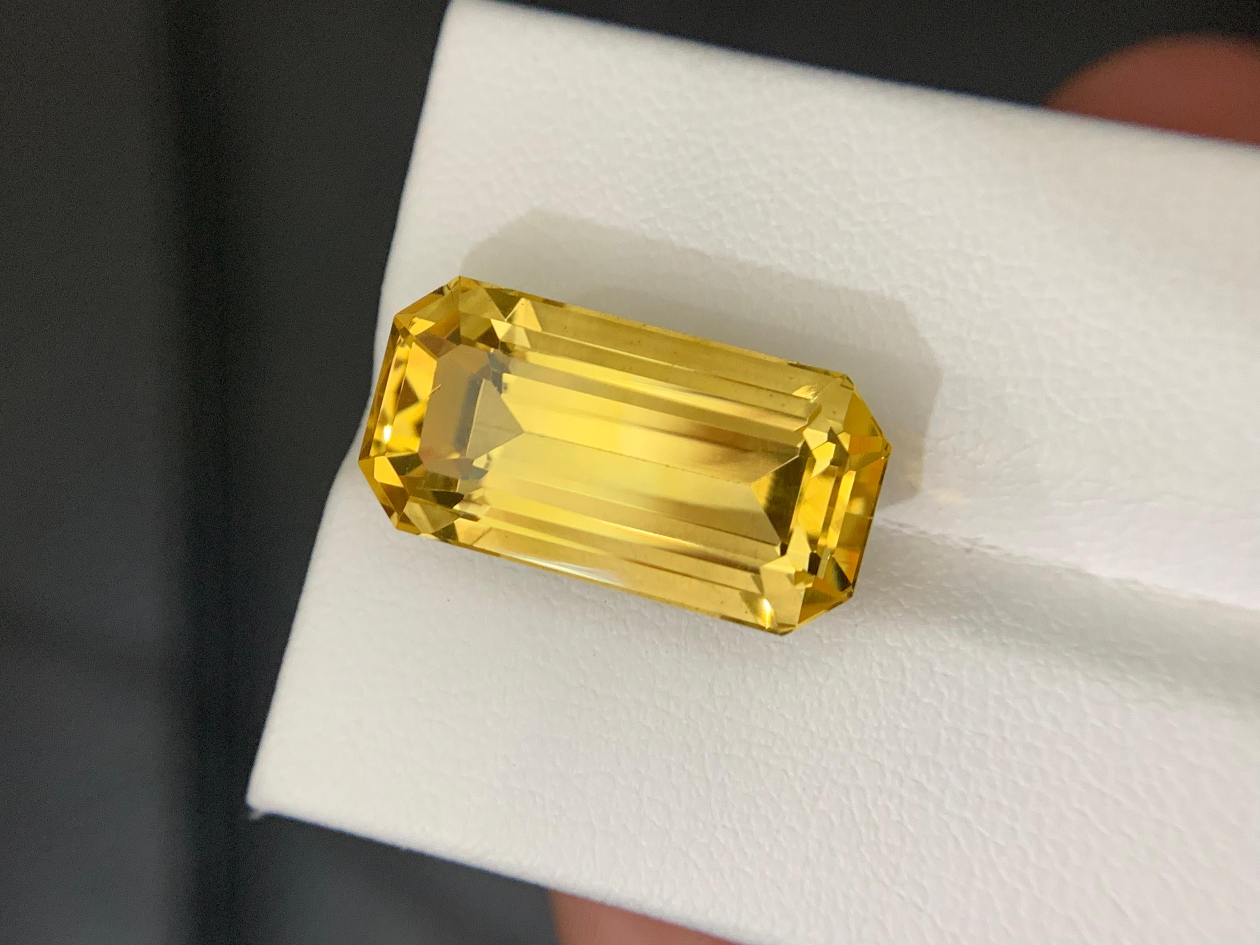 11,65 Quilates Citrino Amarillo Natural Talla Esmeralda en Nuevo estado para la venta en Brisbane, AU