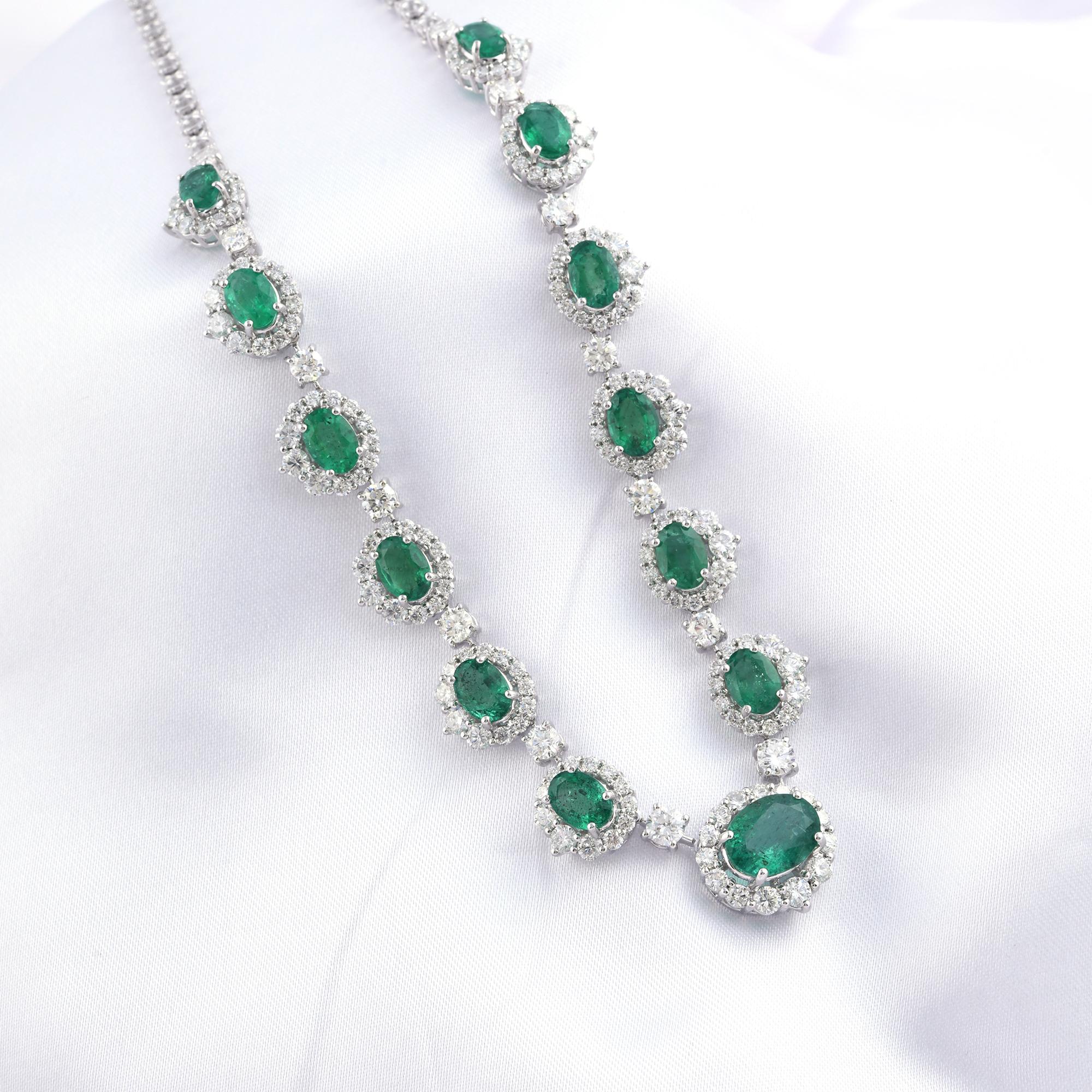 11,68 Karat sambischer Smaragd 7,91 Karat SI/H Diamant-Halskette 18 Karat Weißgold im Zustand „Neu“ im Angebot in Diera, AE
