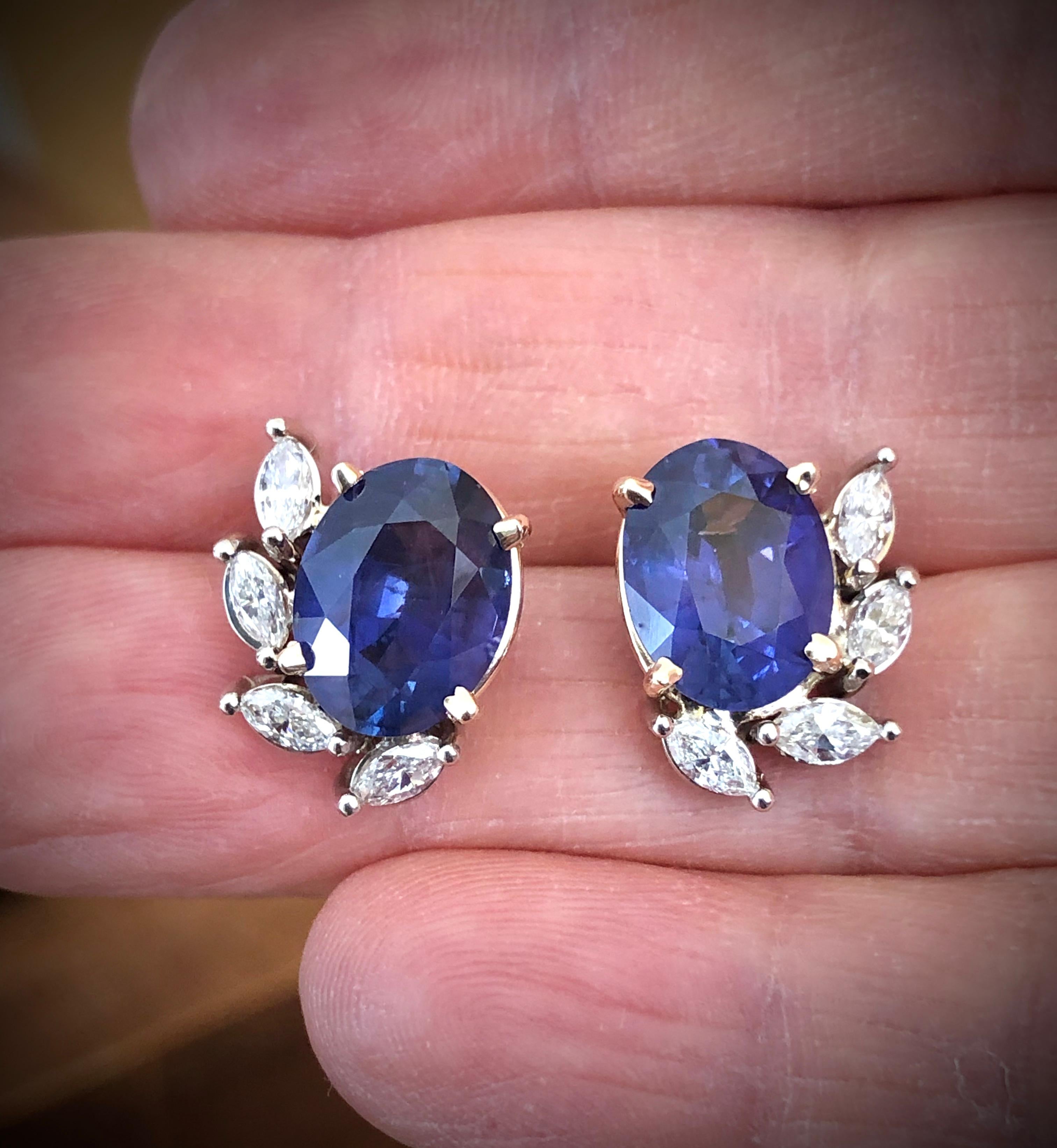 Oval Cut 11.69 Carat No Heat Color Change Blue to Rich Violet Sapphire Diamond Earrings For Sale