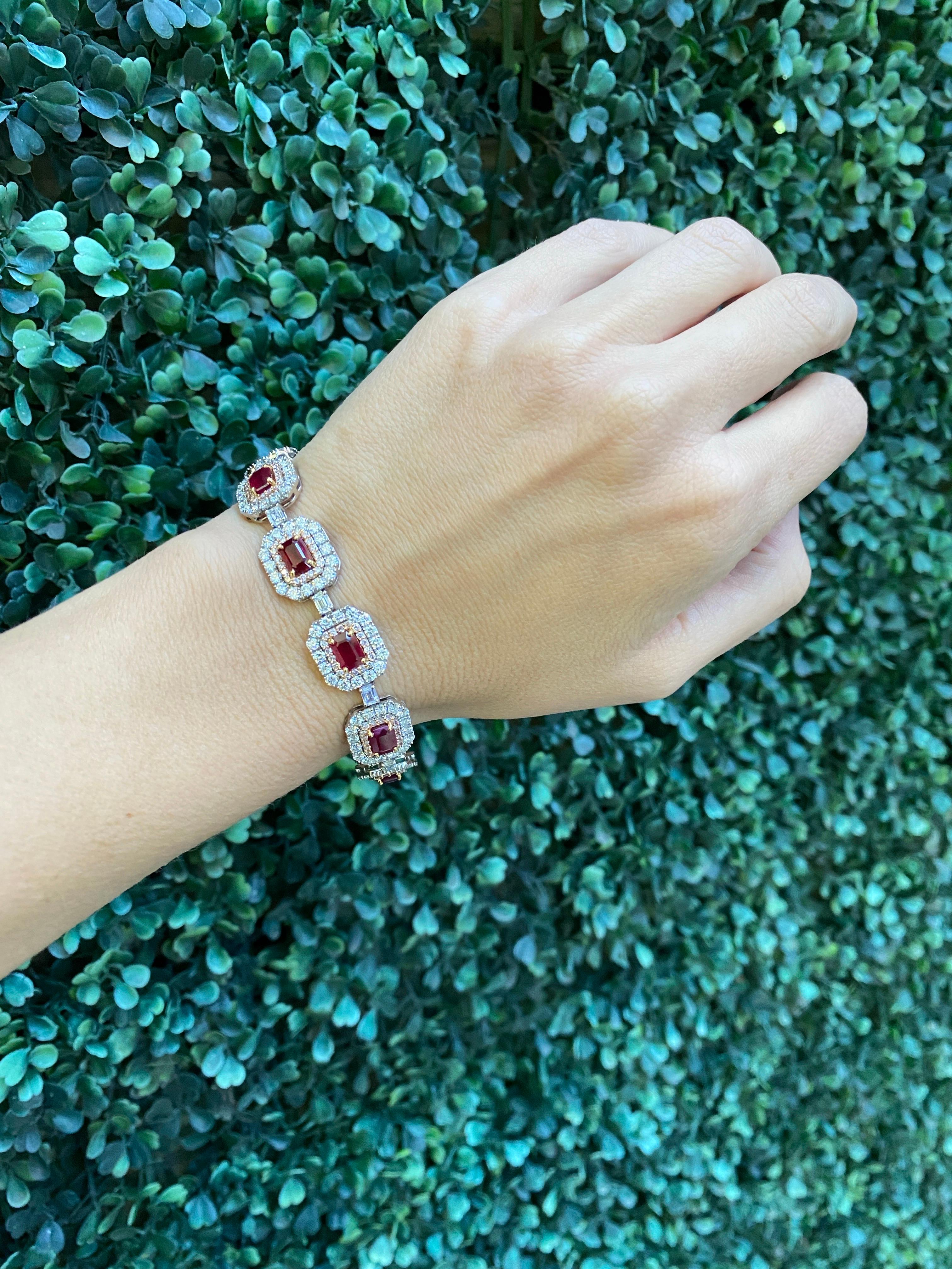 11.69ctw Emerald Cut Rubies and Diamond Link Bracelet, 18 Karat Gold For Sale 3