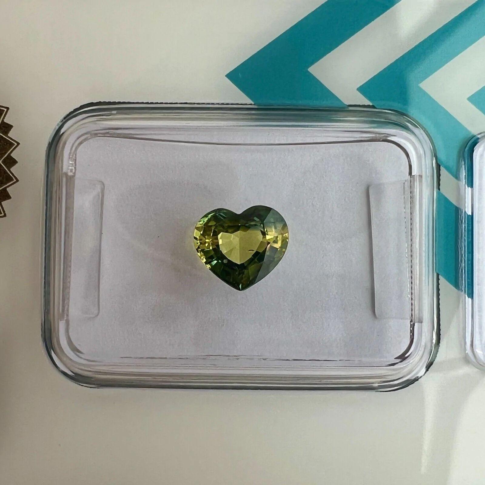 1.16ct Bi Colour Blue Green Yellow Australian Sapphire Heart Cut IGI Certified In New Condition In Birmingham, GB