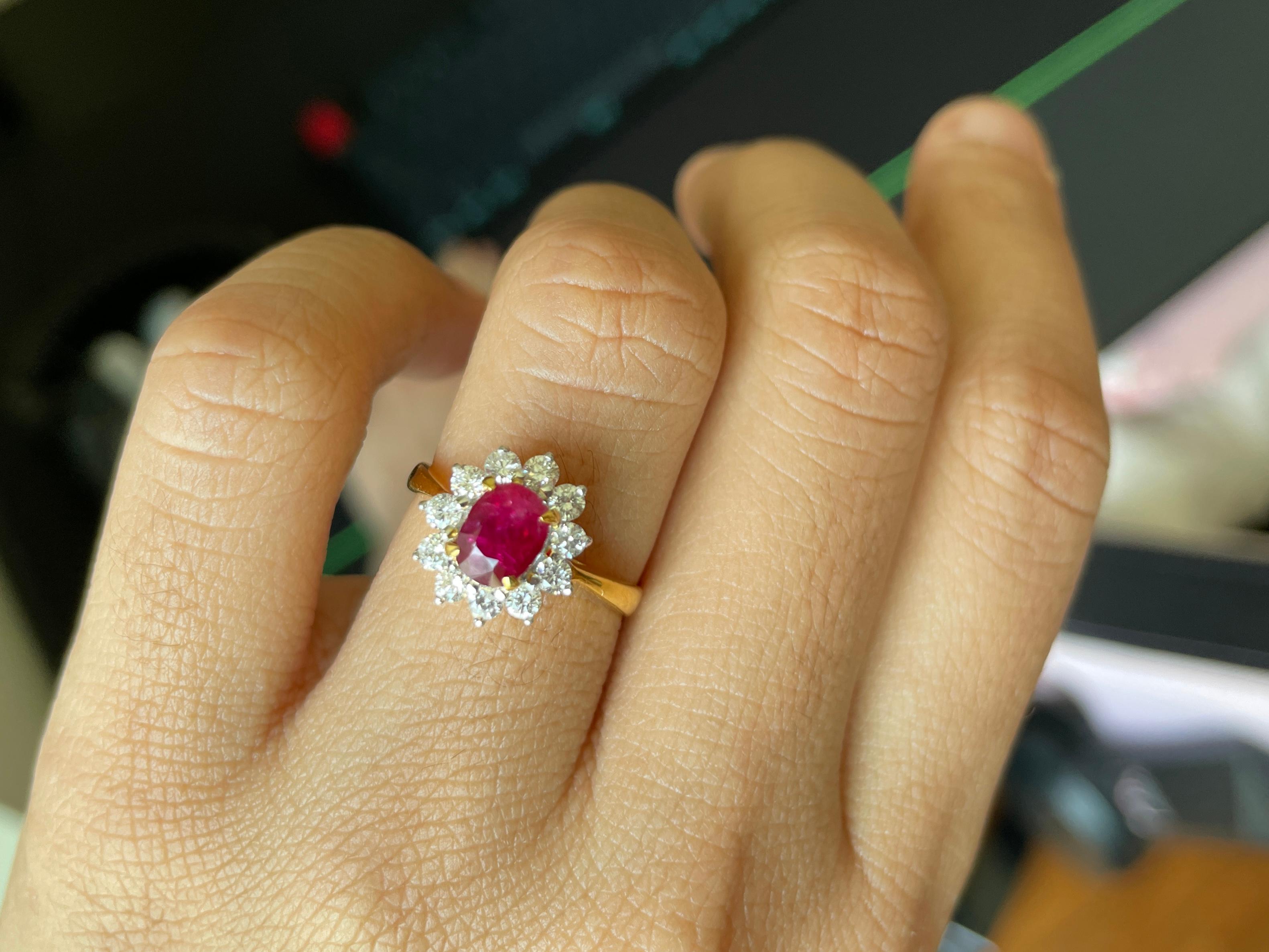 Anillo de oro amarillo de 18 quilates con rubí sin calentar de Birmania de 1,16 quilates en venta 2