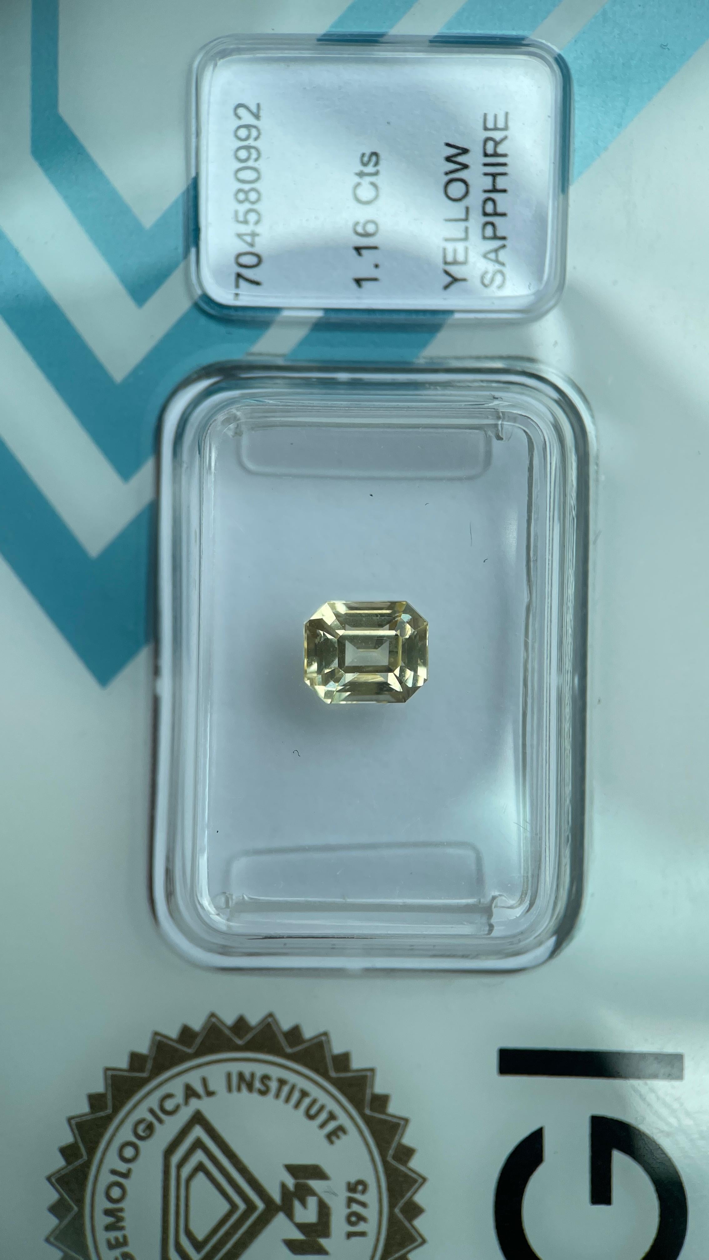 1.16Ct Natürlicher Unerhitzter Gelber Saphir (6.00x4.97x3.86 mm)- IGI zertifiziert (Art déco) im Angebot