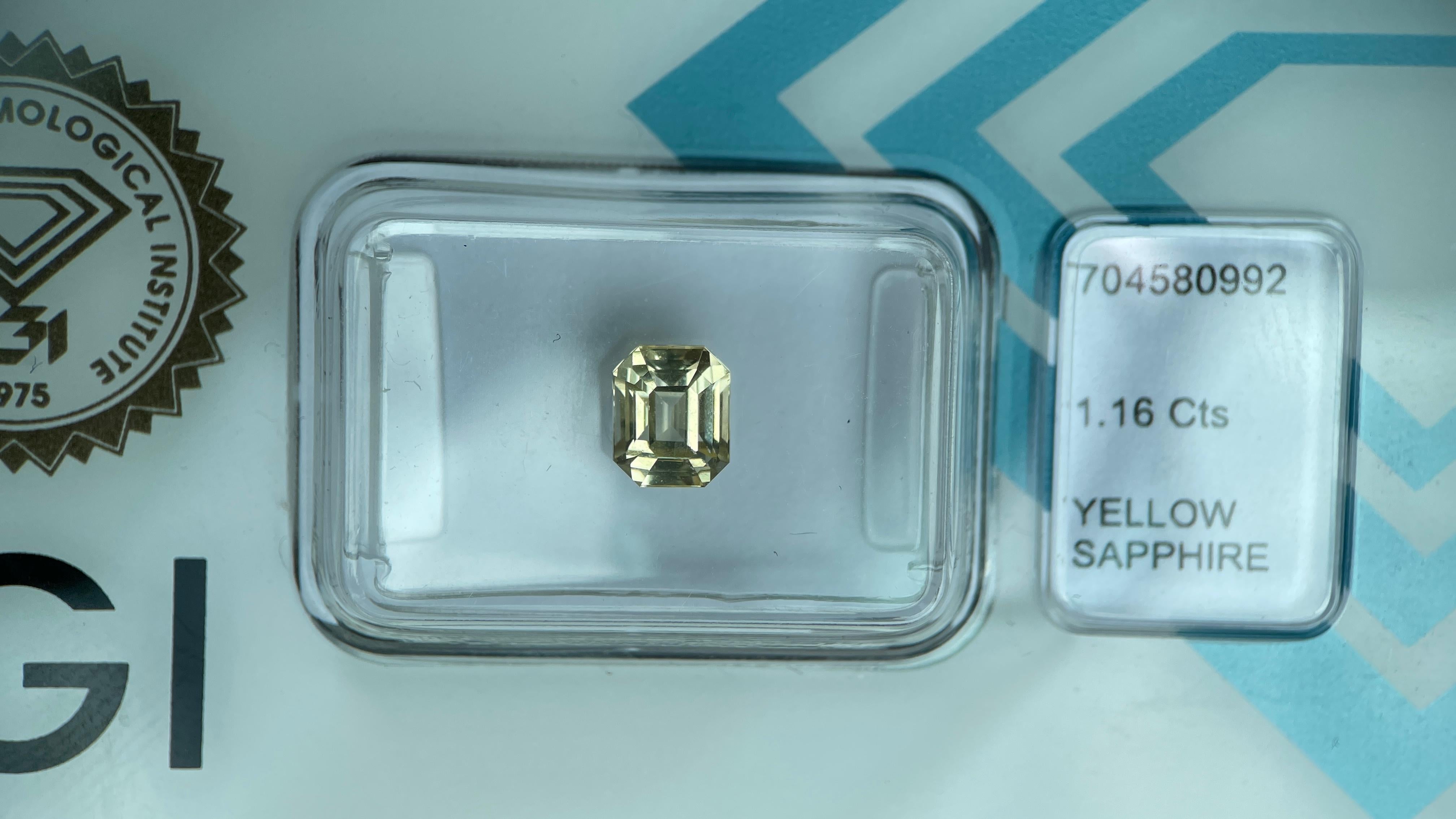 1.16Ct Natürlicher Unerhitzter Gelber Saphir (6.00x4.97x3.86 mm)- IGI zertifiziert (Smaragdschliff) im Angebot