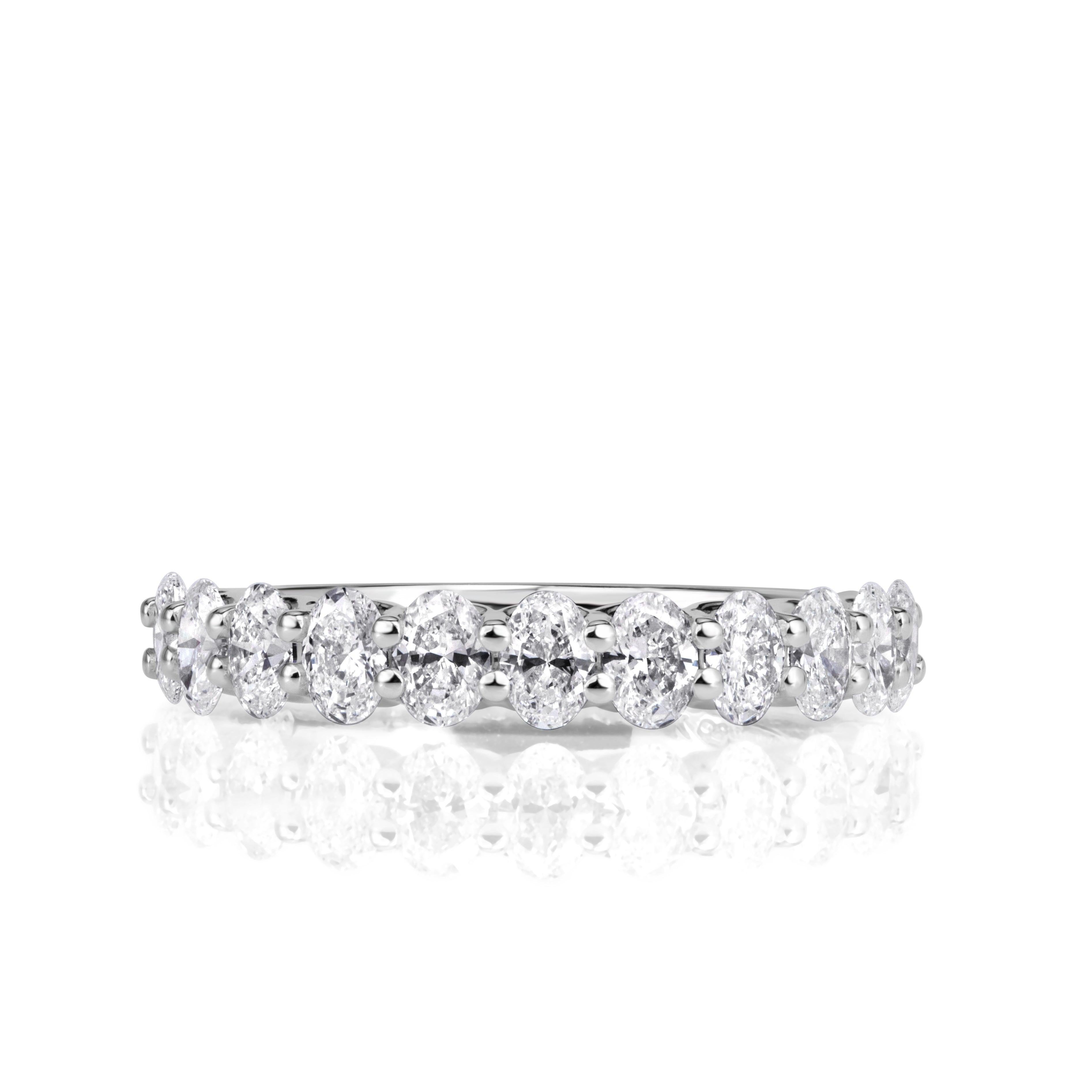 1.16ct Oval Cut Diamond Wedding Band in 18K White Gold For Sale