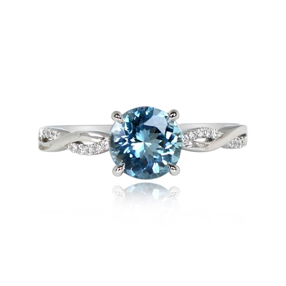 1.16ct Round Cut Natural 8Aquamarine Engagement Ring, Platinum  In Excellent Condition For Sale In New York, NY