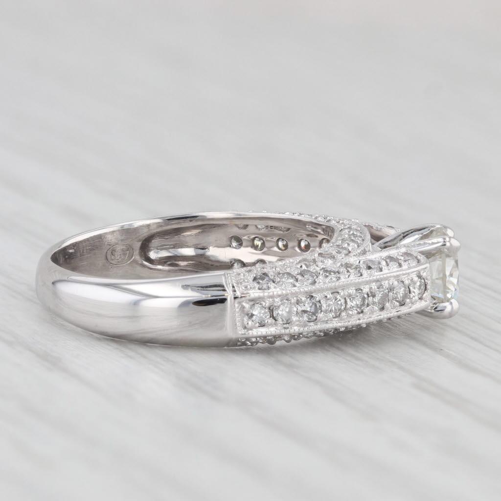 Anillo de compromiso con diamante redondo de 1,16 ctw Oro blanco de 14k Tamaño 5,75 Anillo catedral en venta 2
