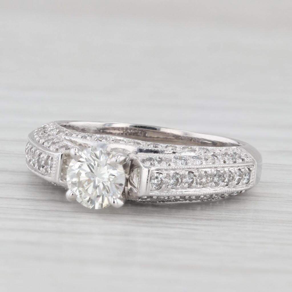 Anillo de compromiso con diamante redondo de 1,16 ctw Oro blanco de 14k Tamaño 5,75 Anillo catedral en venta 4