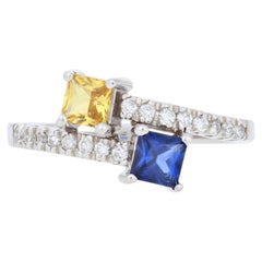 1,16 Karat Quadratschliff Synthetischer Saphir & Diamant Ring, 14k Weißgold Bypass