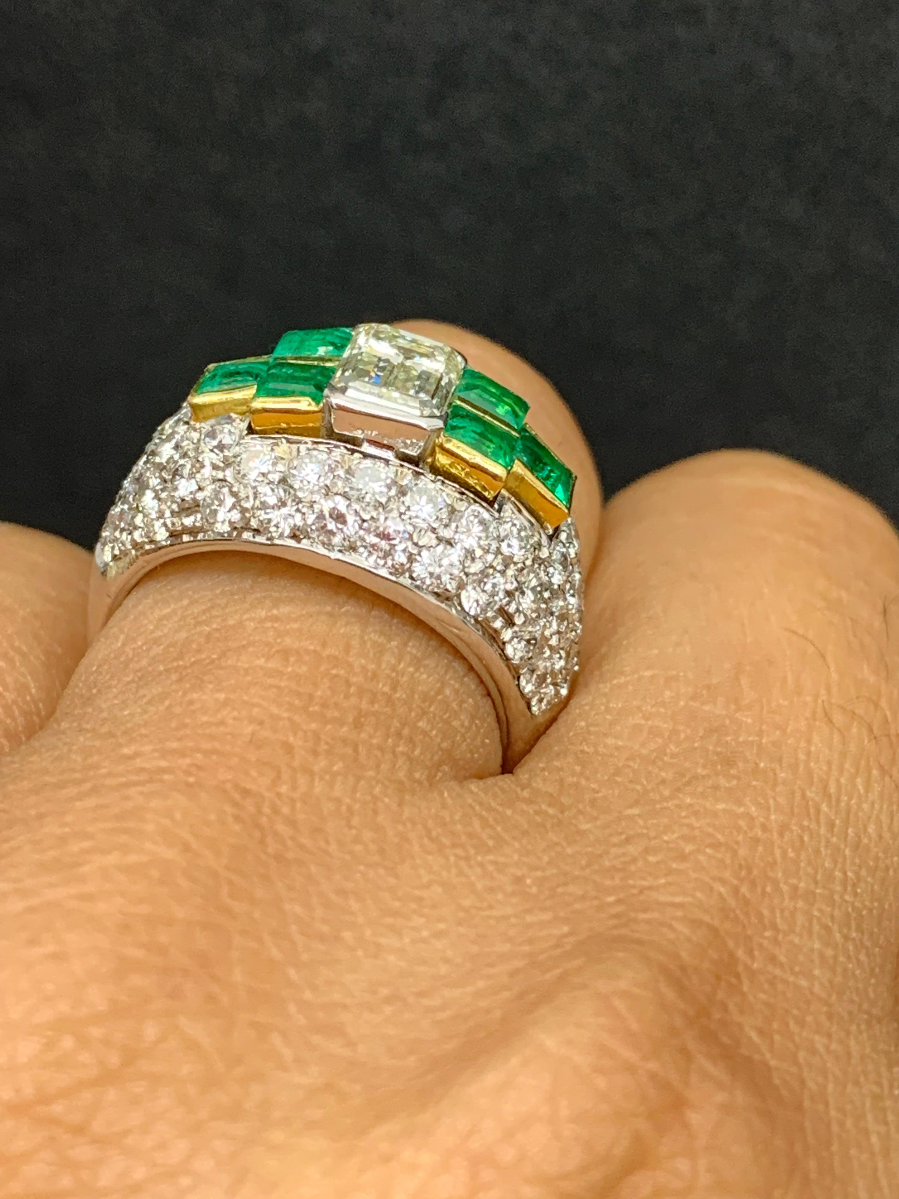 1.17 Carat Diamond and Emerald Cocktail Dome Ring in 18K Mix Gold For Sale 1