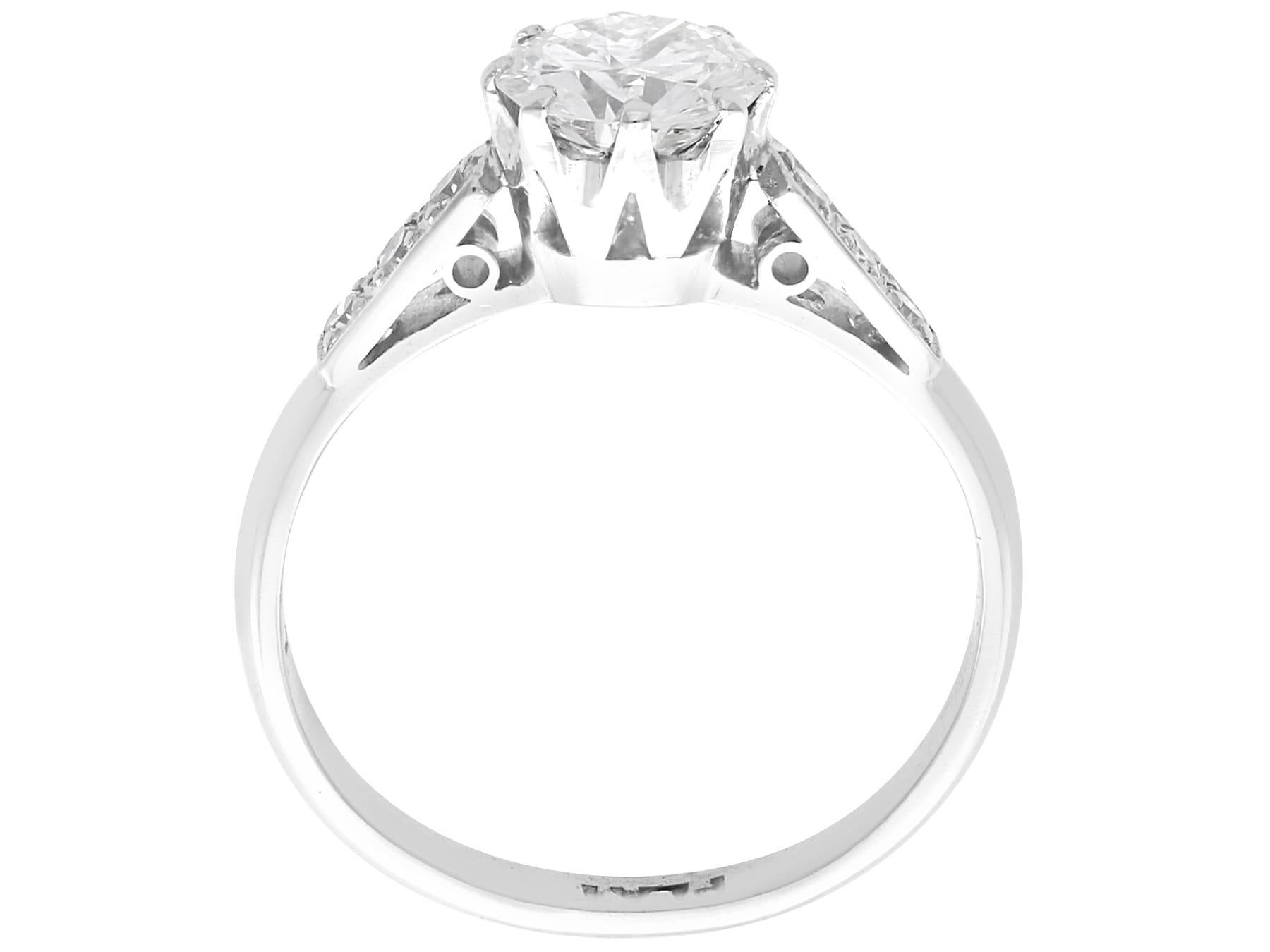 Women's or Men's 1.17 Carat Diamond Solitaire Engagement Ring in 18k White Gold For Sale