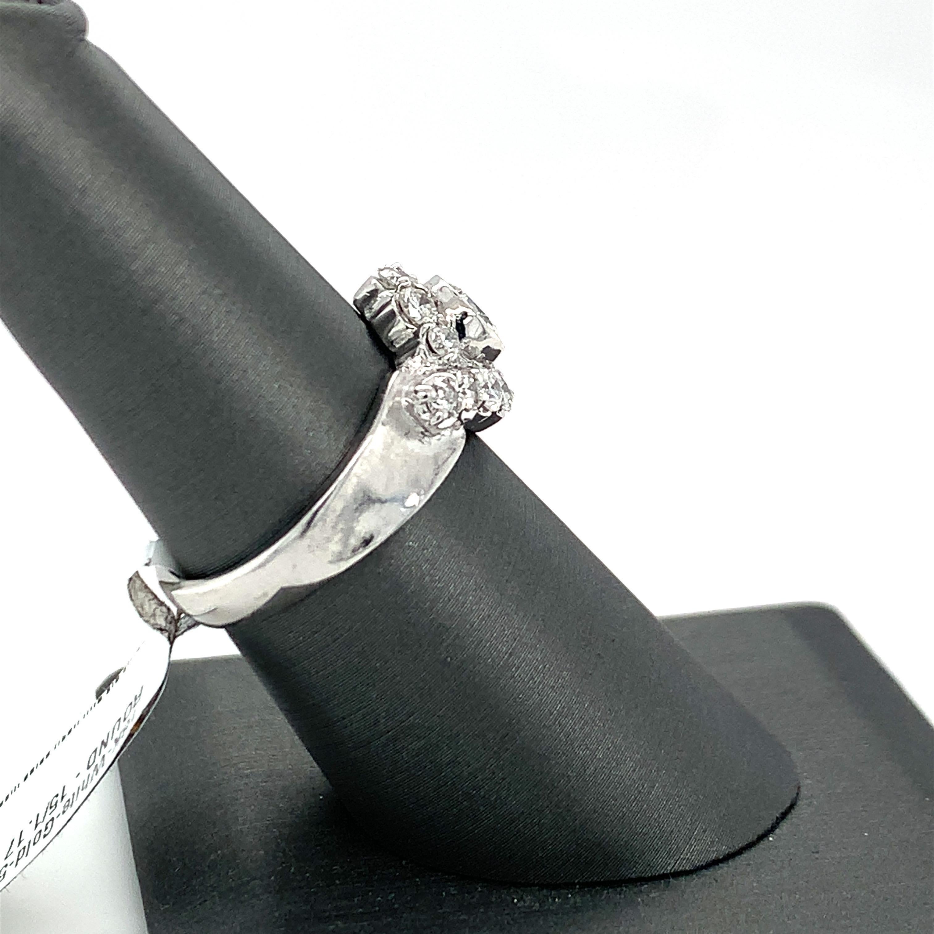 1.17 Carat Diamond White Gold Ring In New Condition For Sale In Trumbull, CT