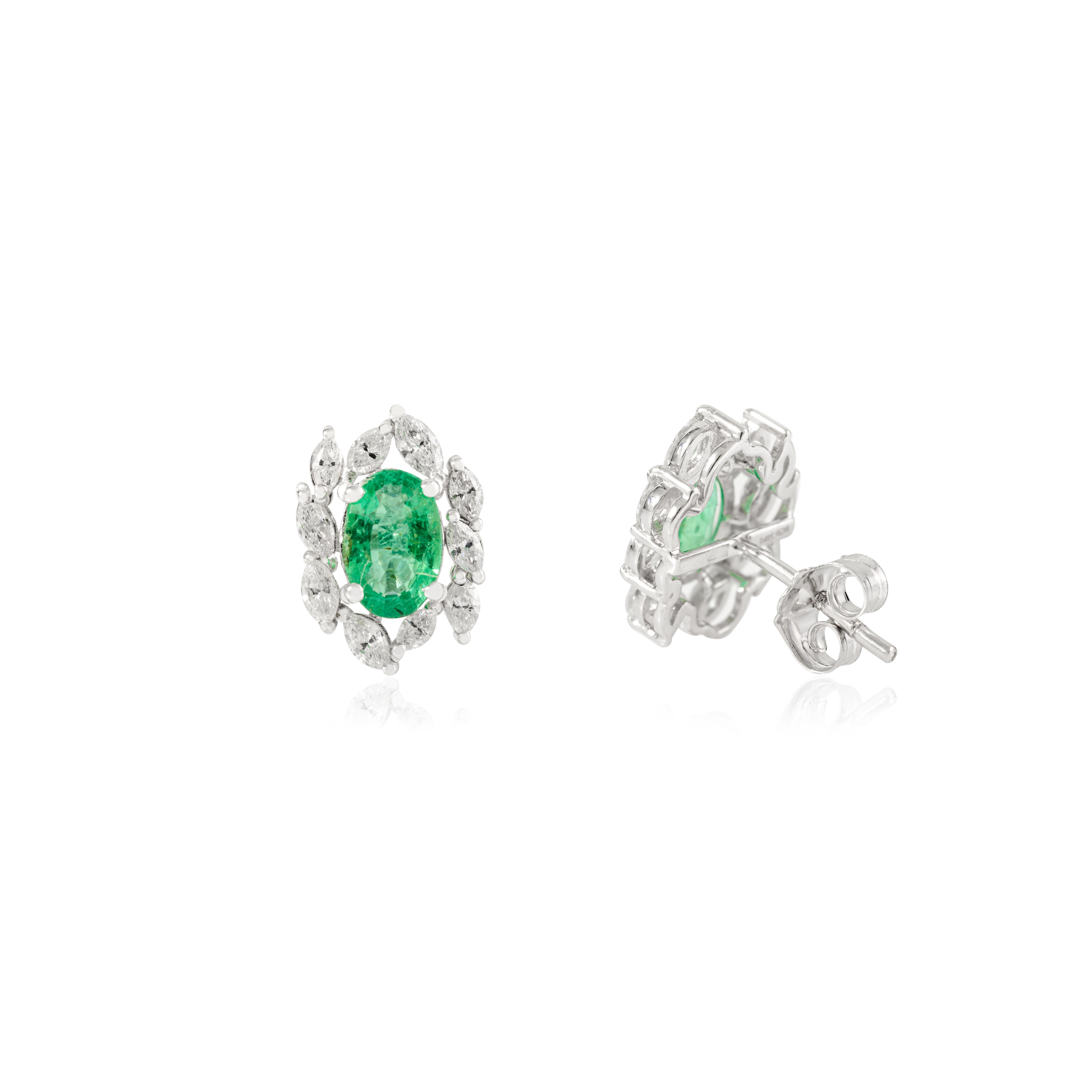 1.17 Carat Natural Emerald Cluster Stud Earrings with Diamonds in 14k White Gold In New Condition For Sale In New York, NY