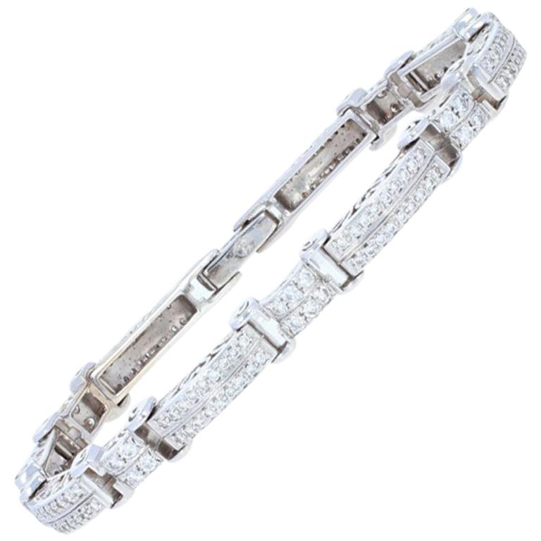 1.17 Carat Round Brilliant Diamond Bracelet, 18 Karat White Gold Link