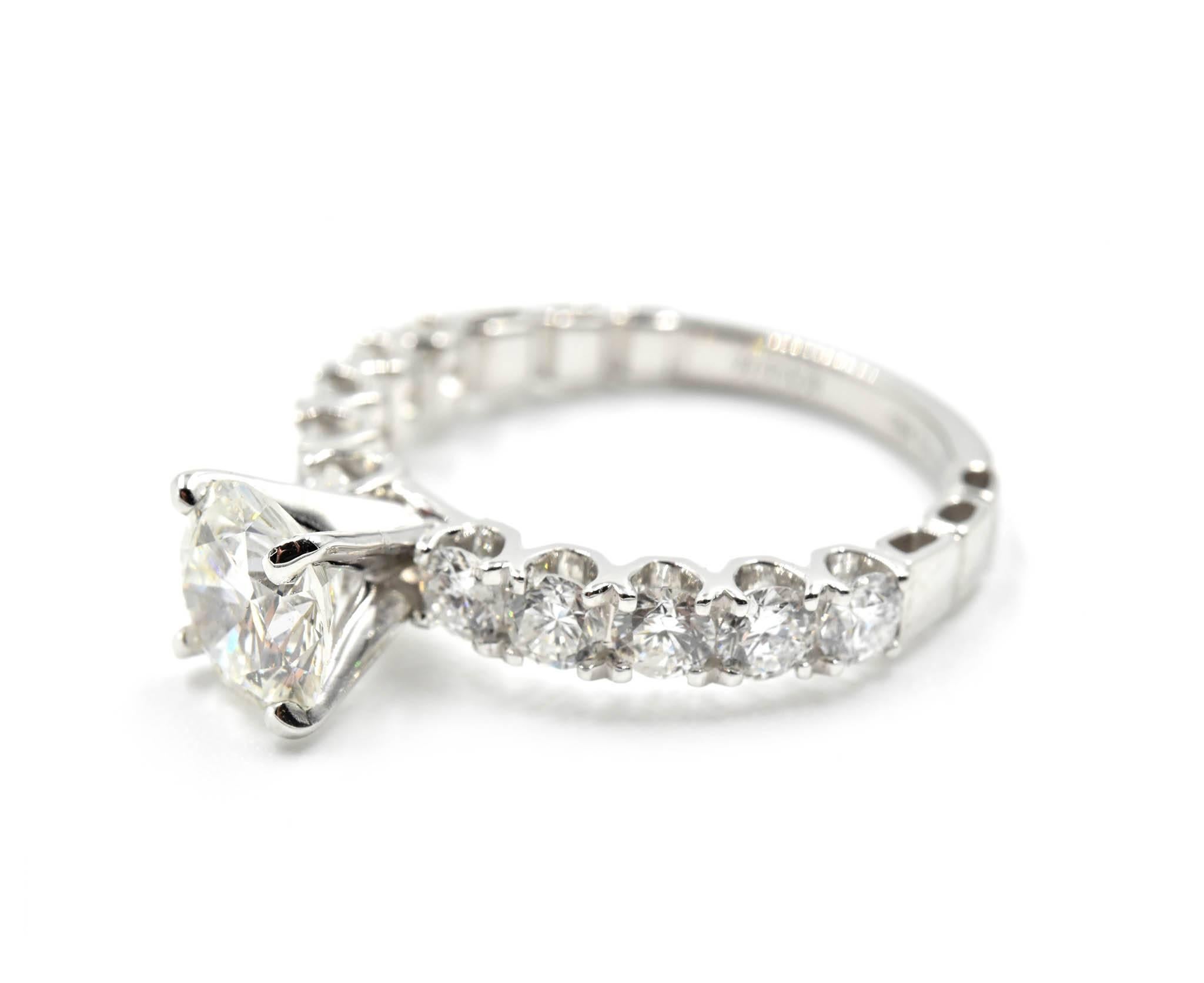 Round Cut 1.17 Carat Round Brilliant Diamond Engagement Ring 18 Karat White Gold