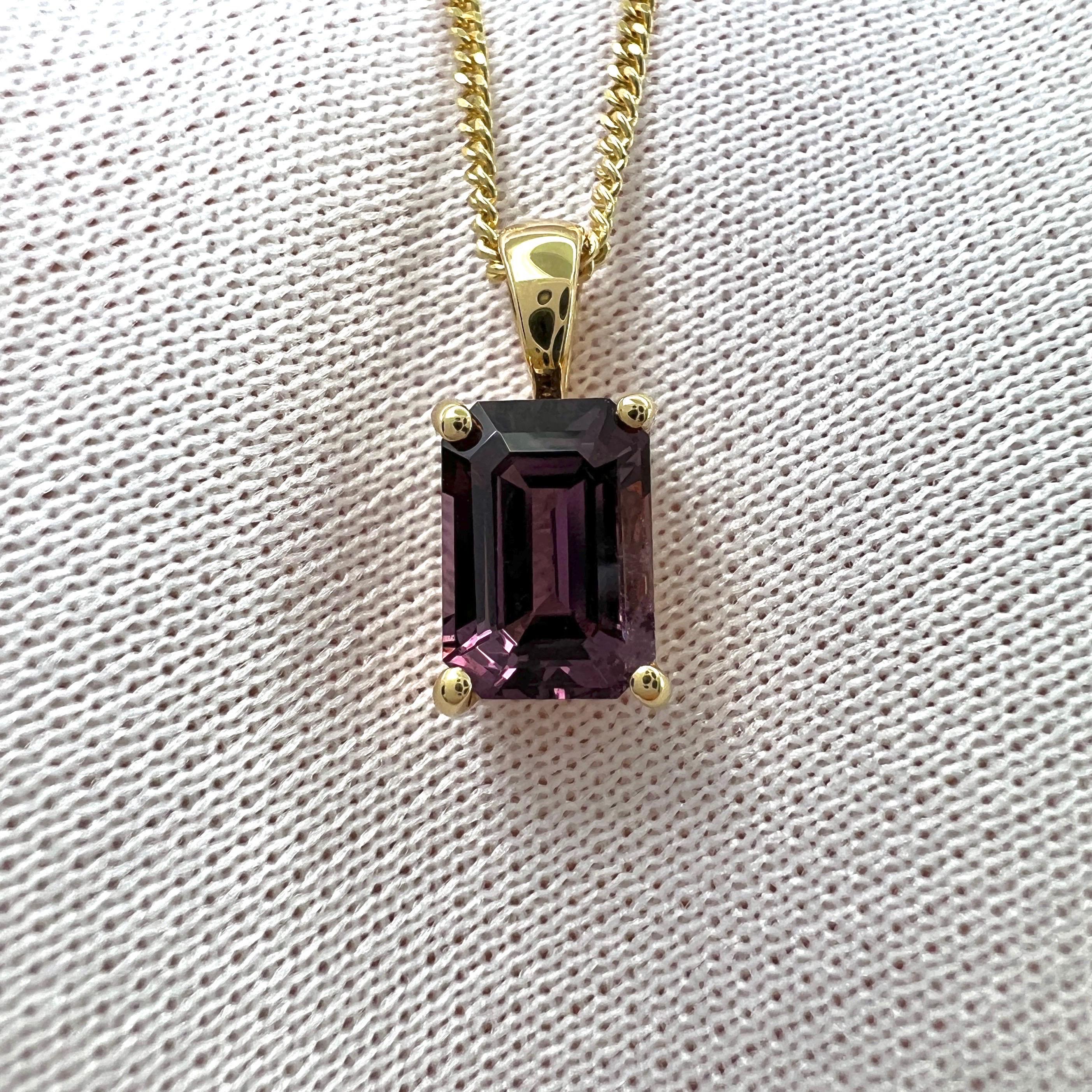 1.17 Carat Vivid Pink Purple Spinel Emerald Cut Yellow Gold Pendant Necklace For Sale 1